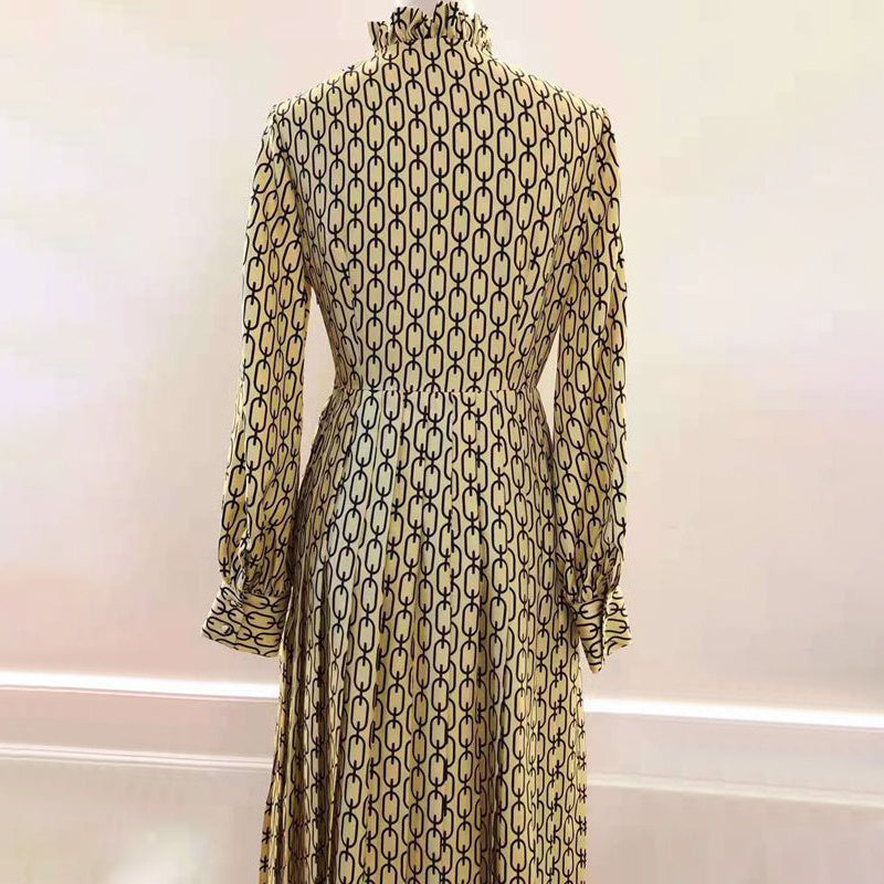 Seidenkleid mit Kettendruck, schlichtes Kleid