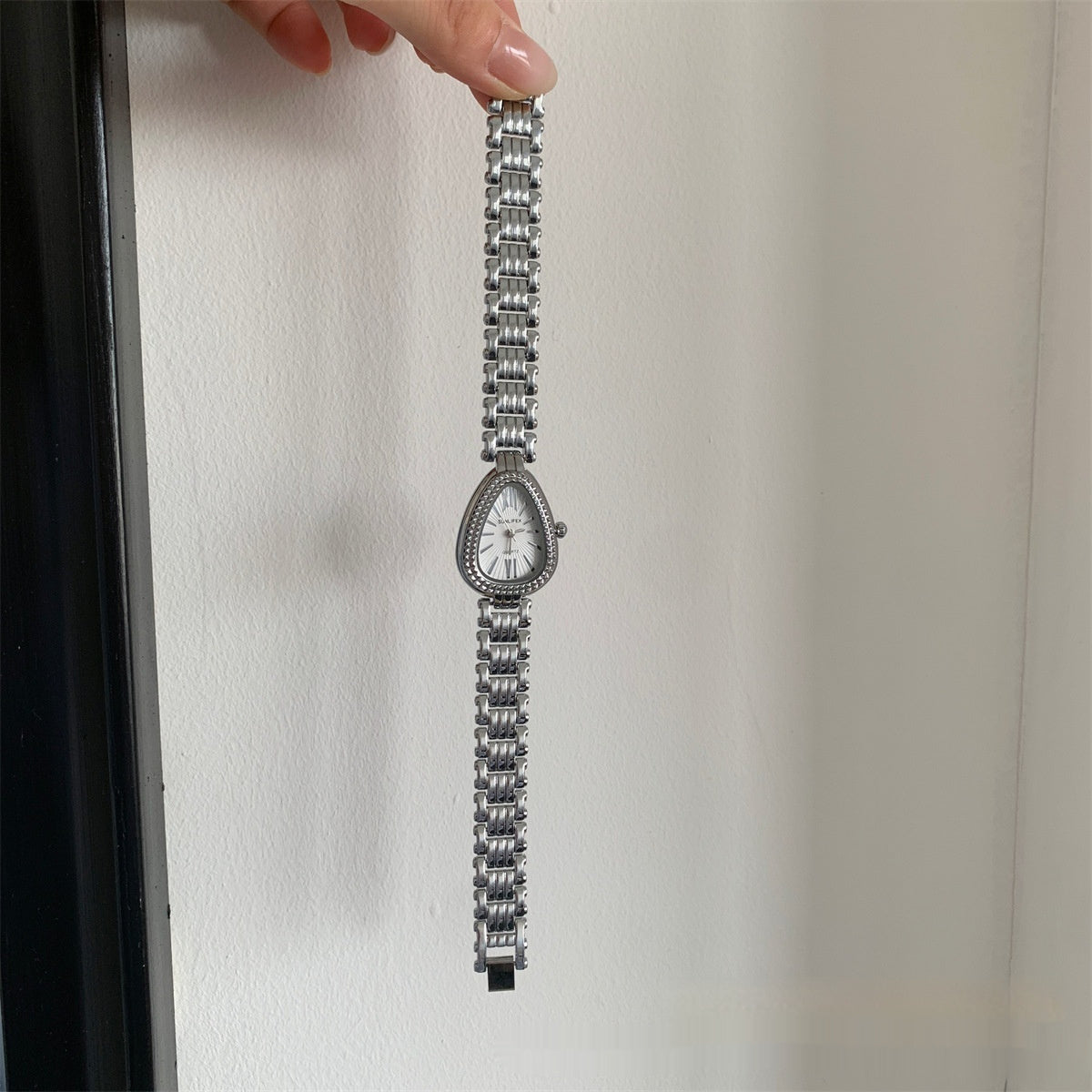 Women's Snake Head Luxury Chain Watch