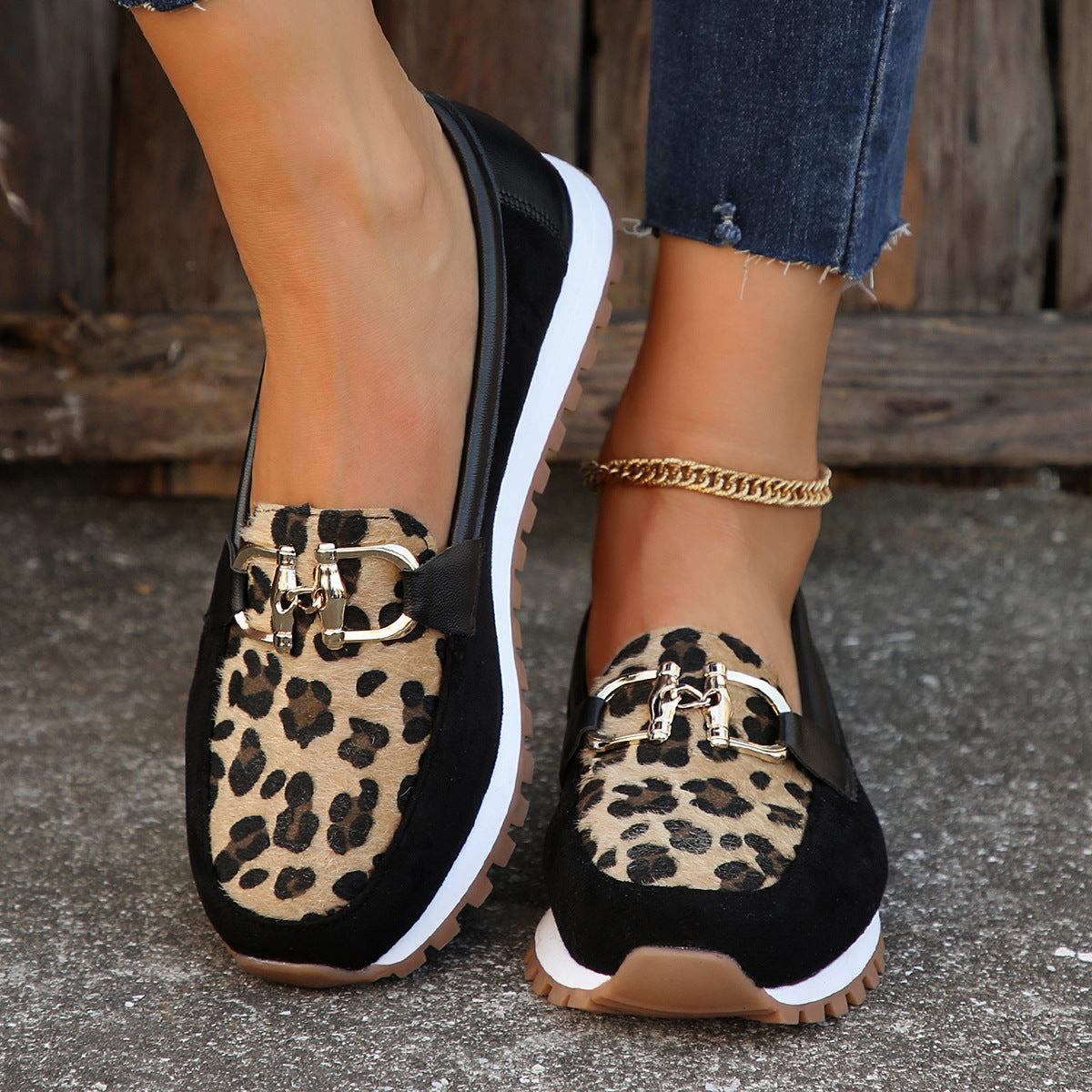 Flache Schuhe mit Metallschnalle für Damen, Sommerschuhe