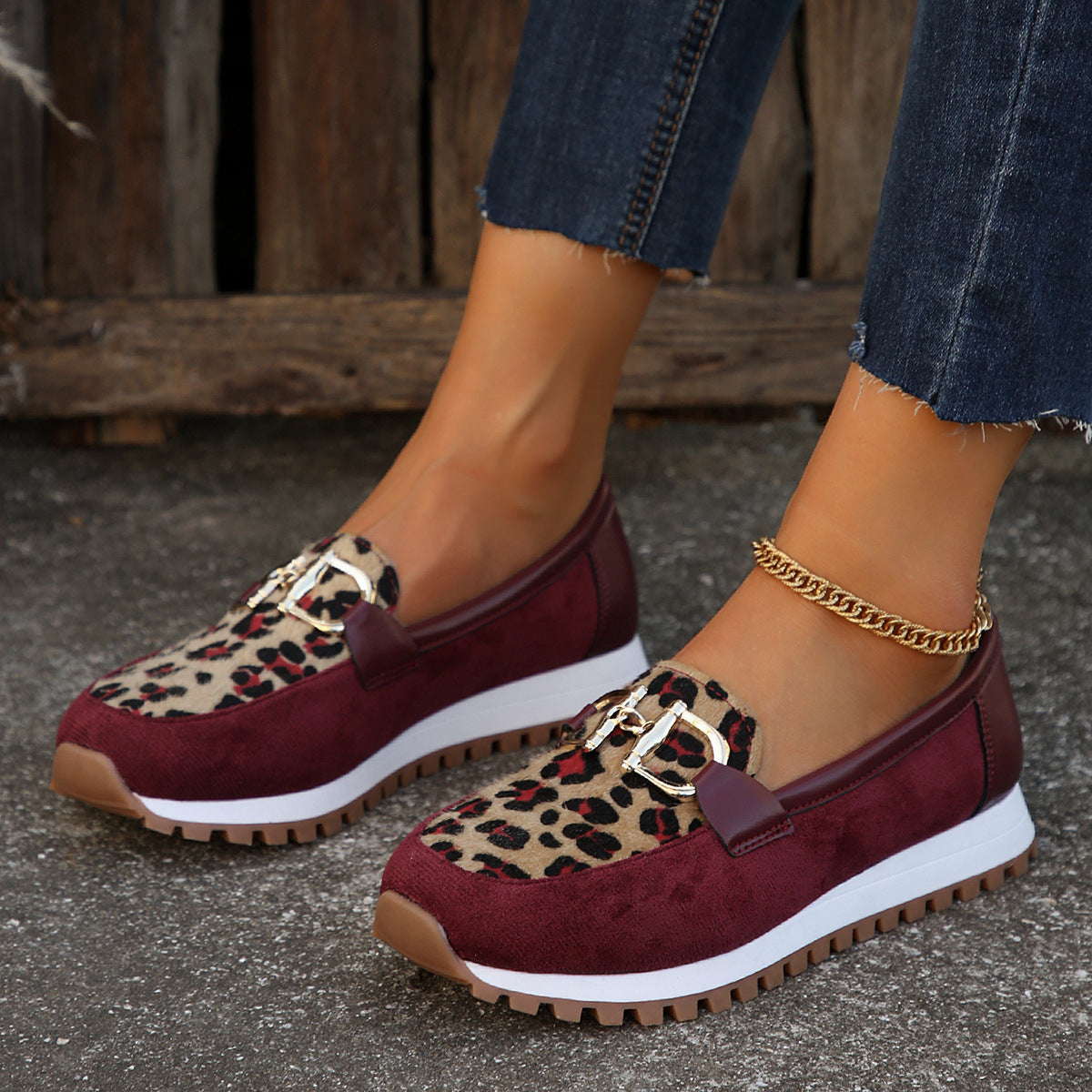 Flache Schuhe mit Metallschnalle für Damen, Sommerschuhe
