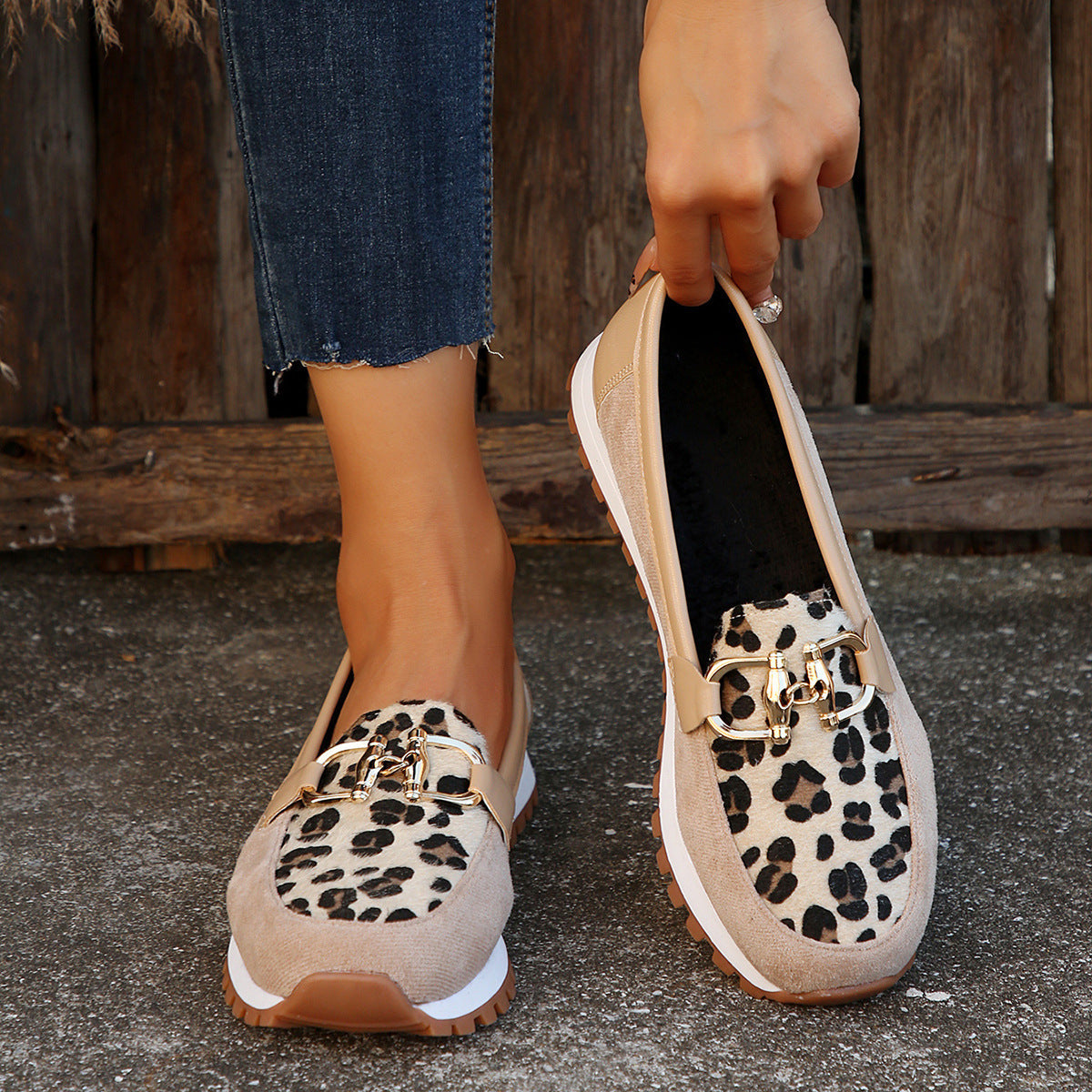 Flache Schuhe mit Metallschnalle für Damen, Sommerschuhe