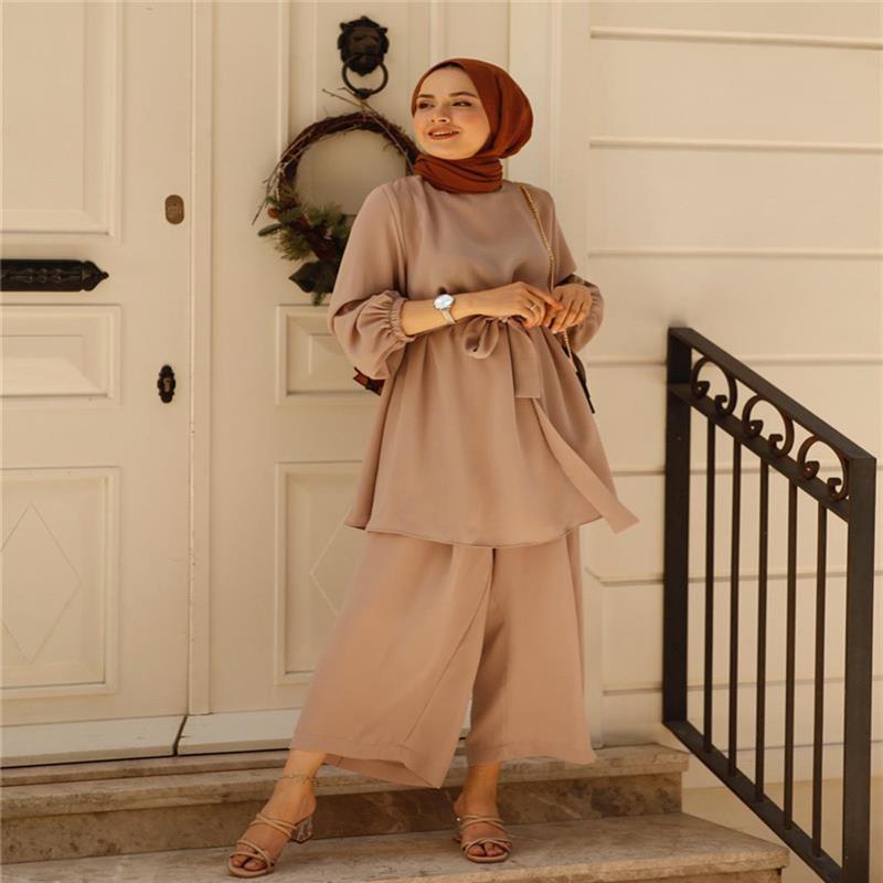 Zweiteiliges, schlichtes Outfit-Set, Hijab-Kleid im türkischen Stil