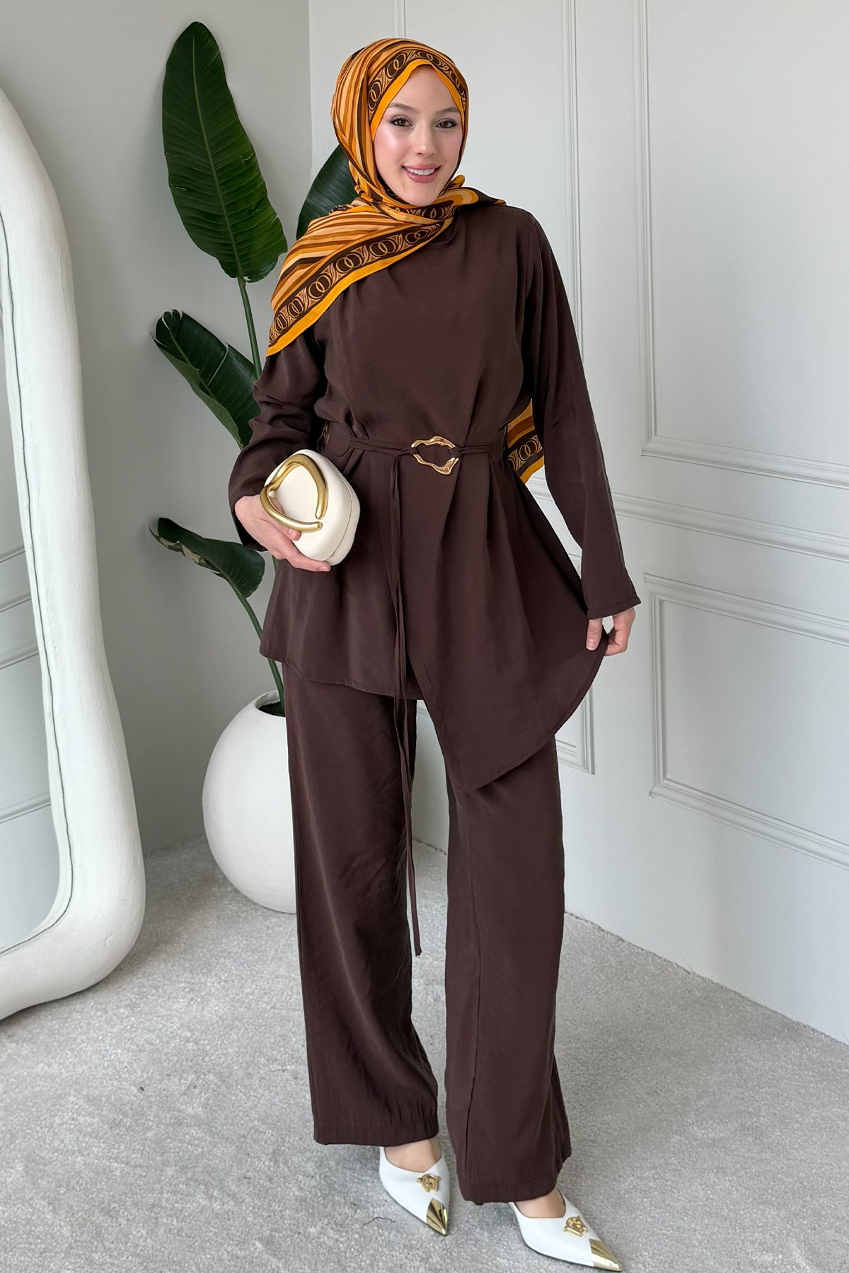 Buckled Two-piece Set | Brown – NEOMODEST product image 1