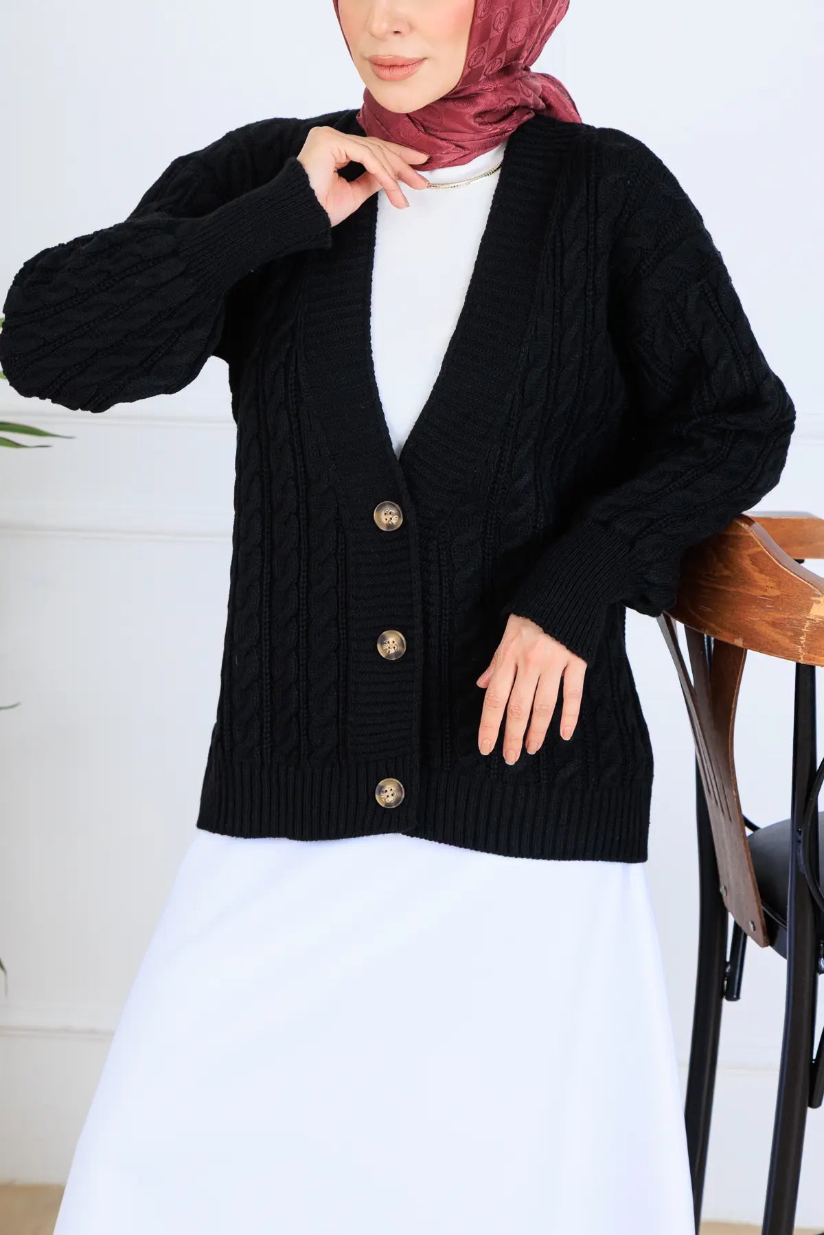 Hair Knit Short Knitwear Cardigan – NEOMODEST product image 2