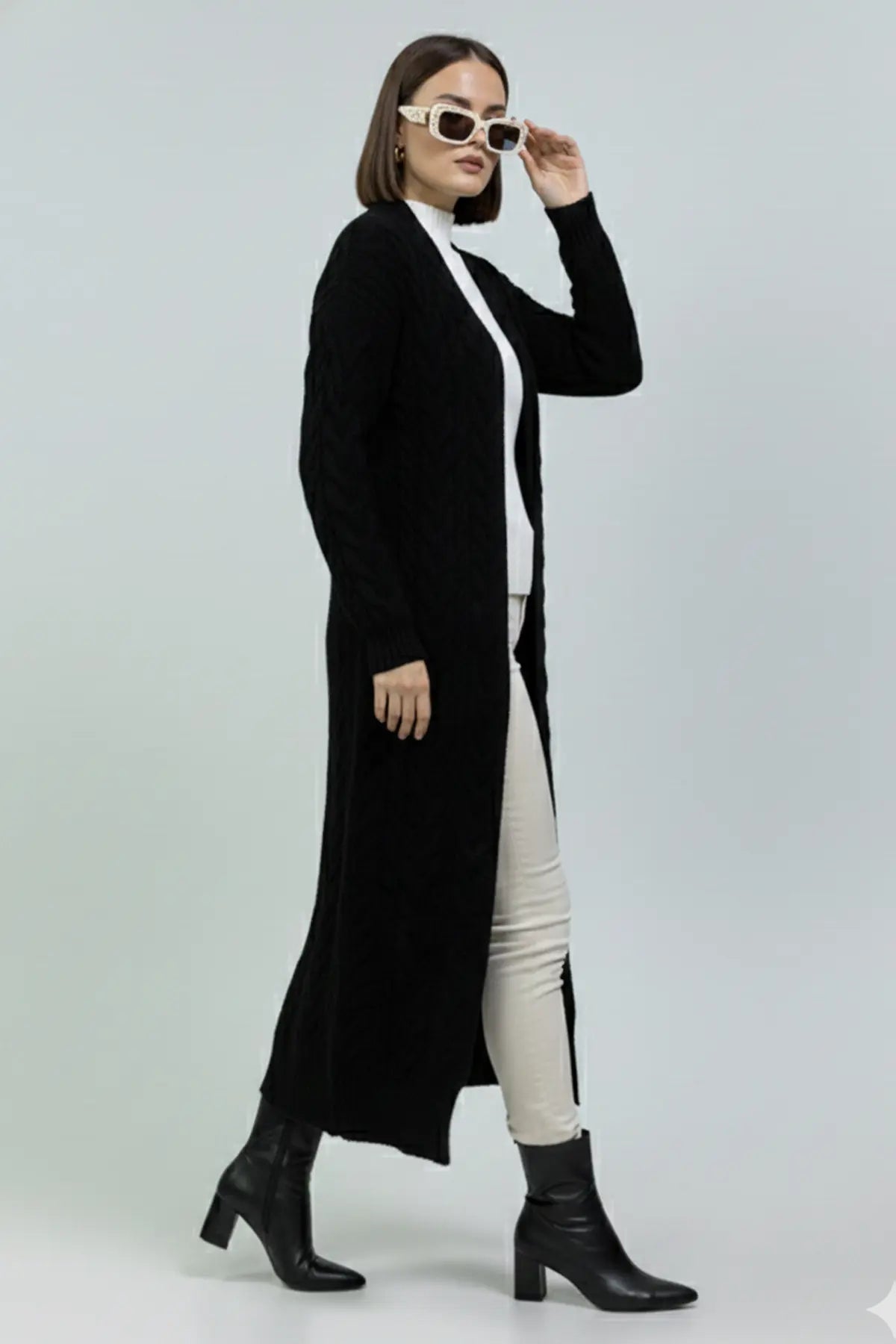Knitted Patterned Knitwear Cardigan | Black – NEOMODEST product image 2