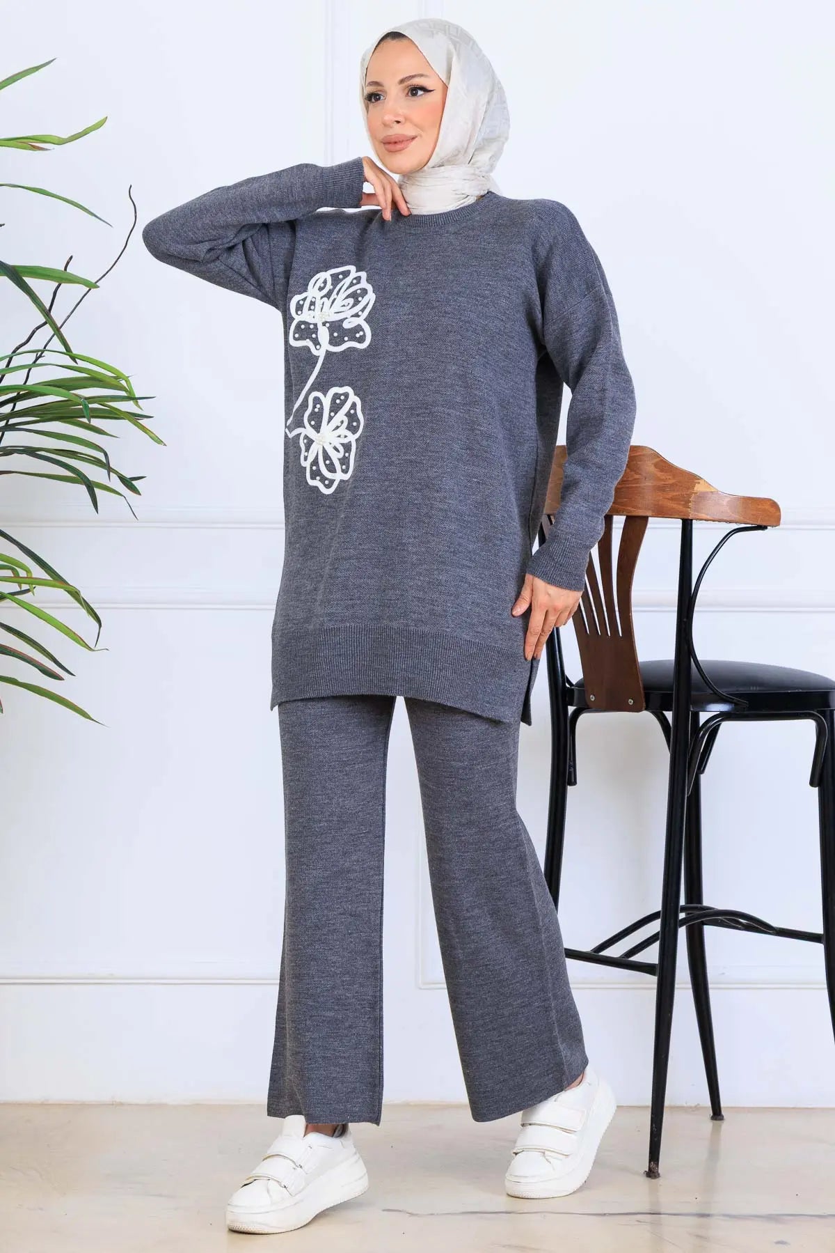Knitwear Set With Embroidery Details | Grey – NEOMODEST, image 2