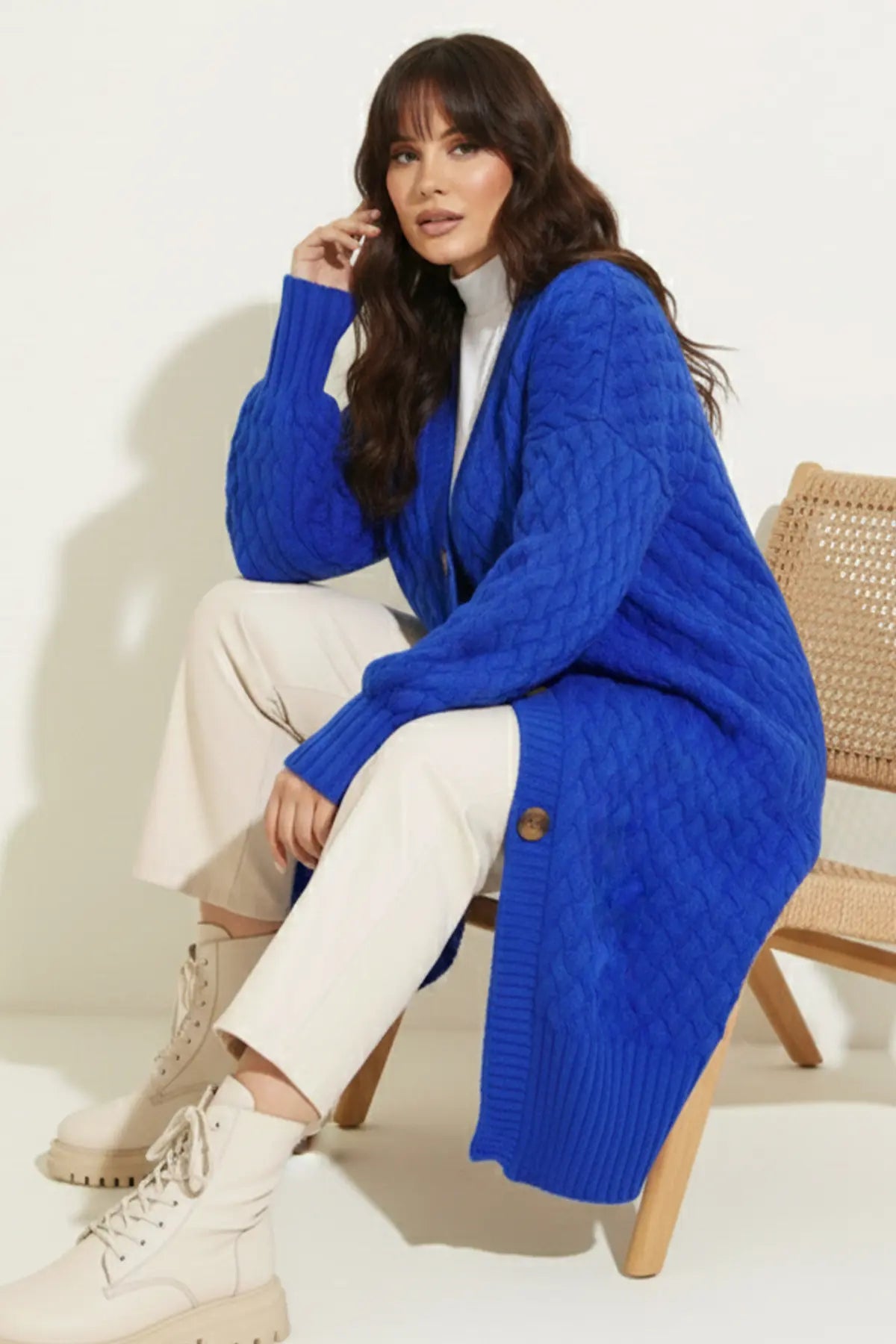Long Knitted Cardigan With Knitted Pattern – NEOMODEST product image 2