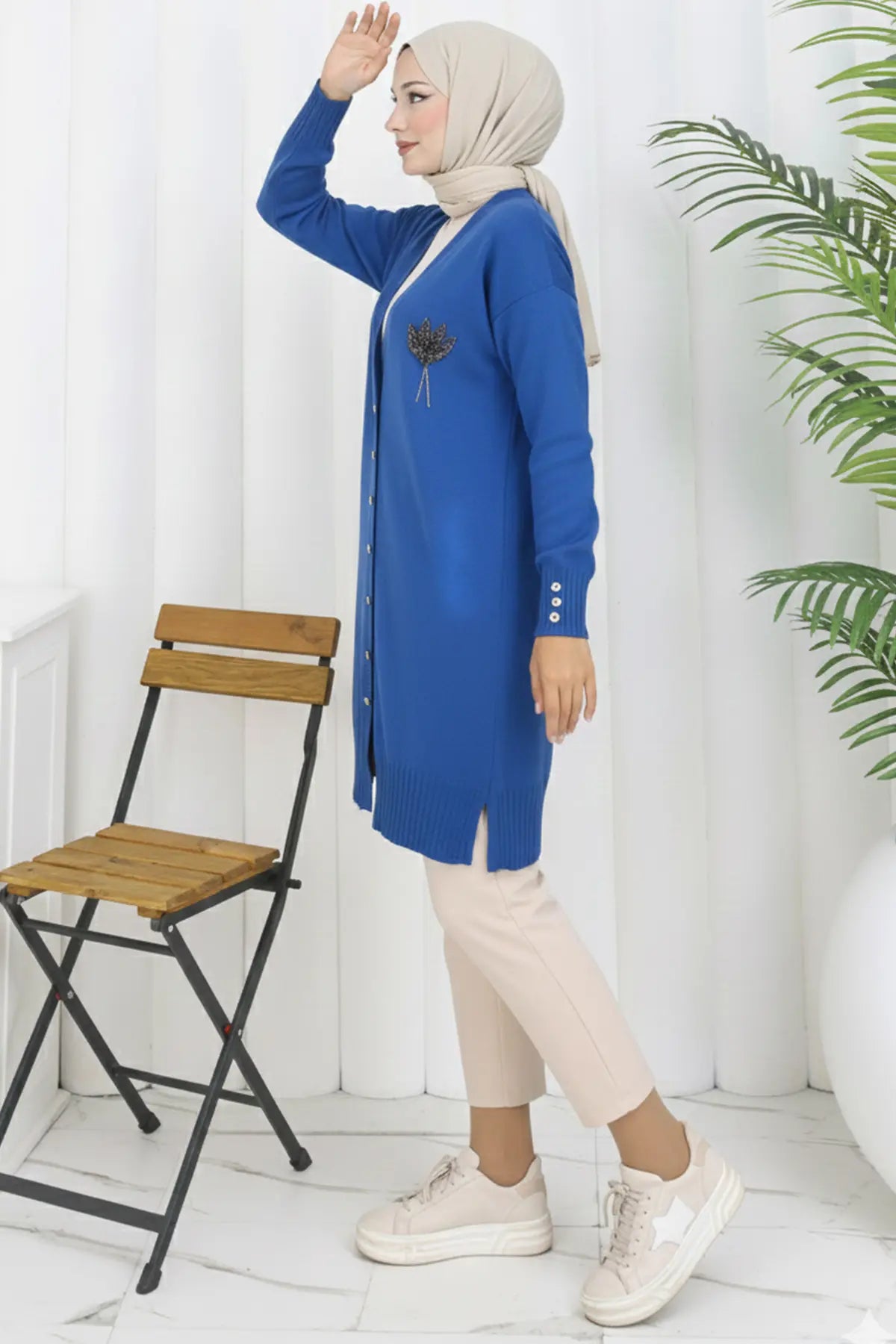 Long Mercerized Cardigan With Collar Detail | Indigo – NEOMODEST product image 2