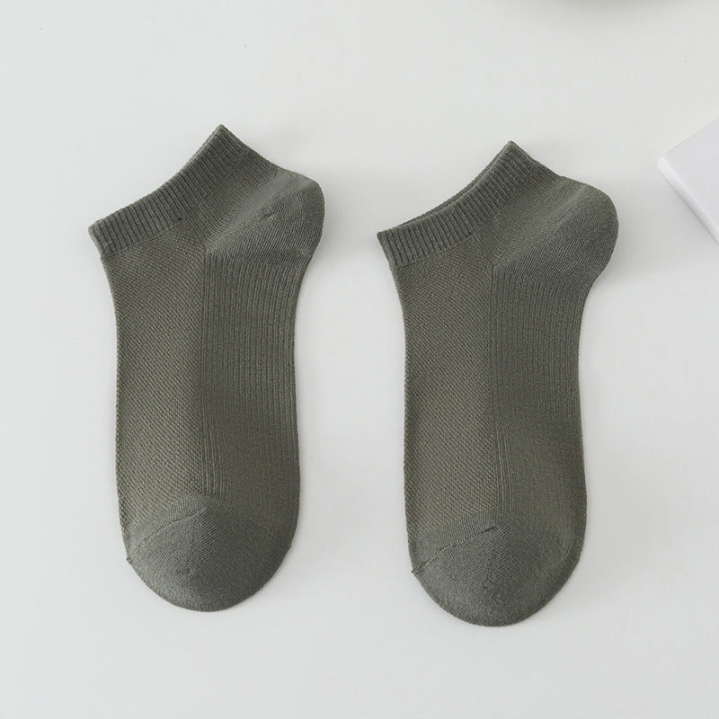 Men’s Solid Colour Breathable Boat Socks Sweat Absorbing Low-cut Polyester Socks - FCG5 / Free Size - Men’s socks