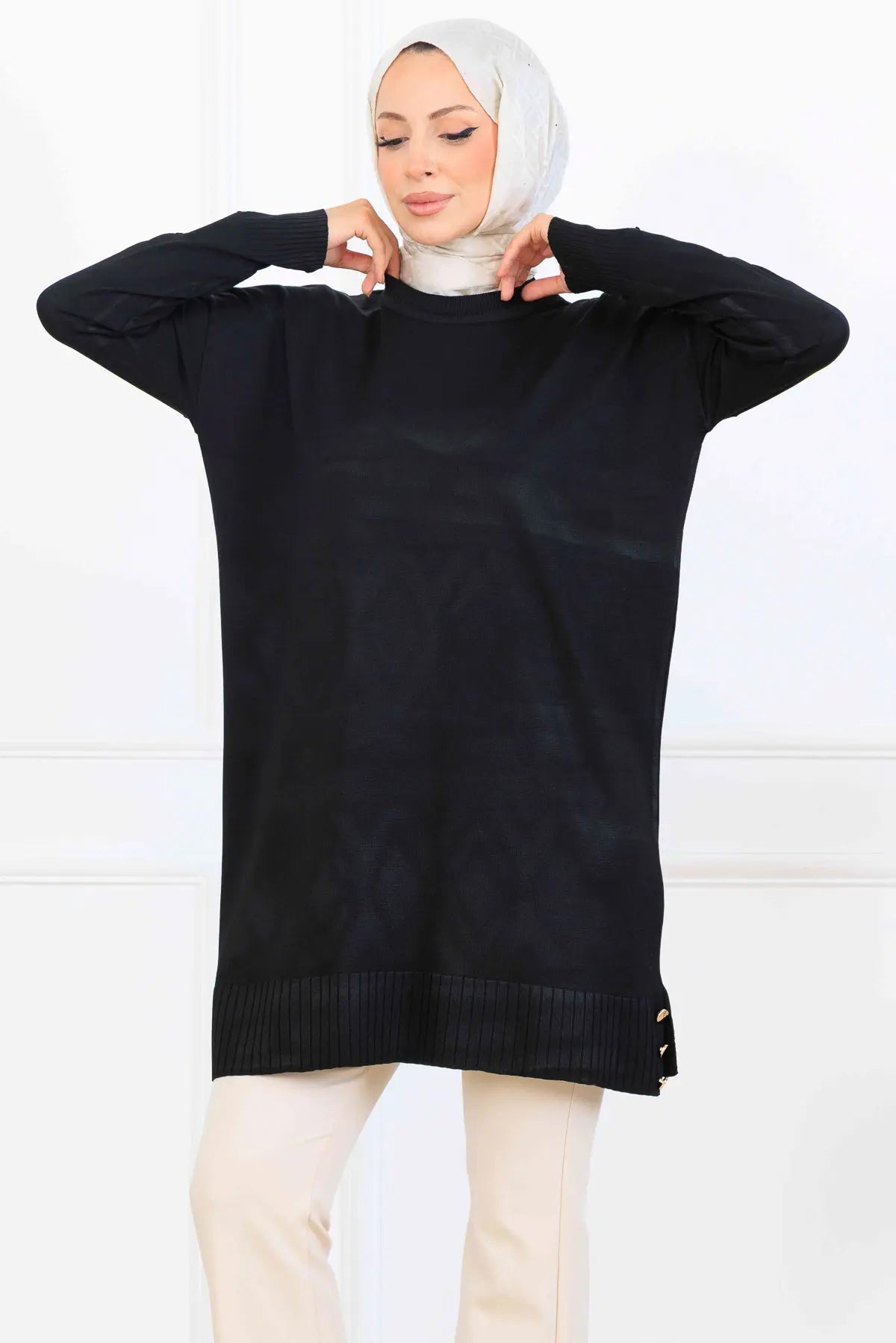 Mercerized Tunic With Patterned Sleeves | Black – NEOMODEST, image 3