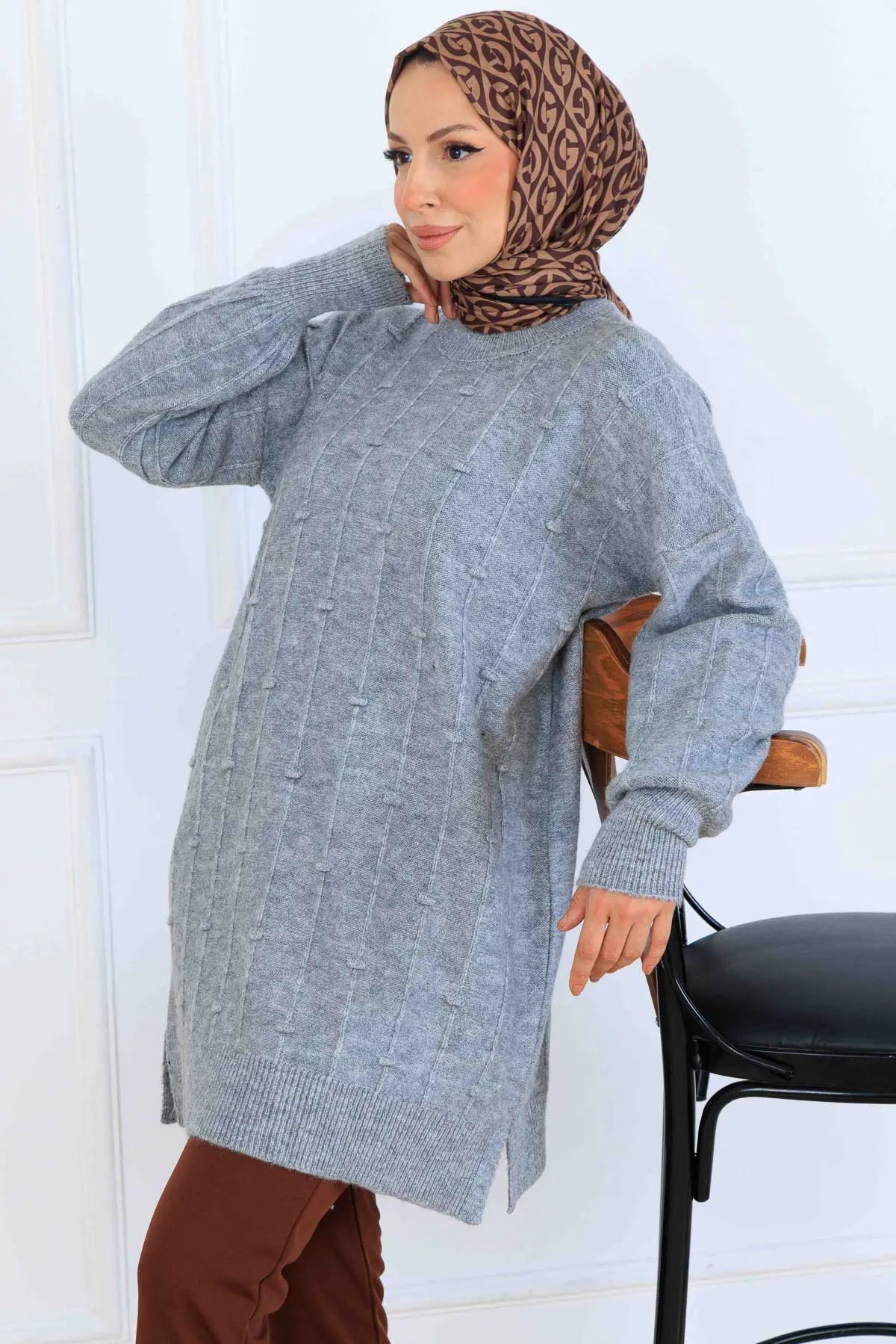 Patterned Knit Tunic | Grey – NEOMODEST, image 3
