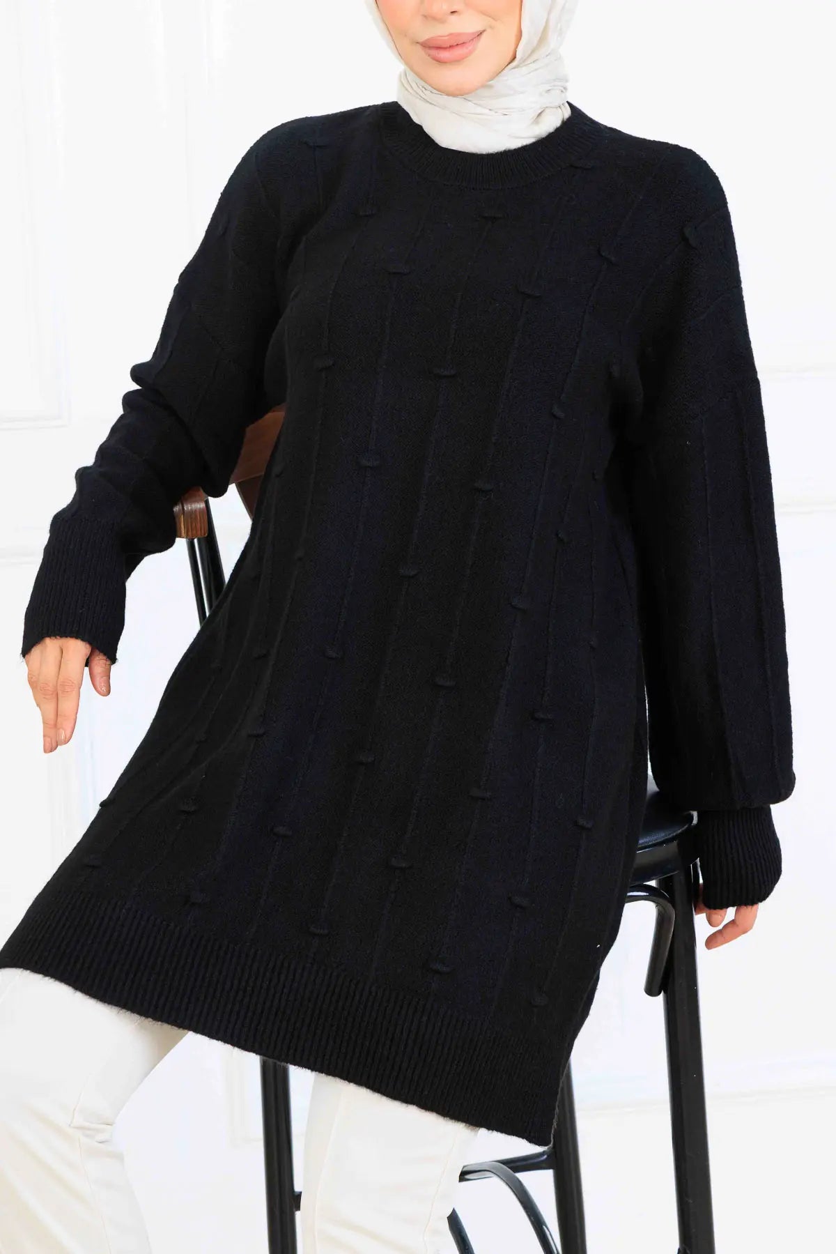 Patterned Knit Tunic | Black – NEOMODEST, image 2