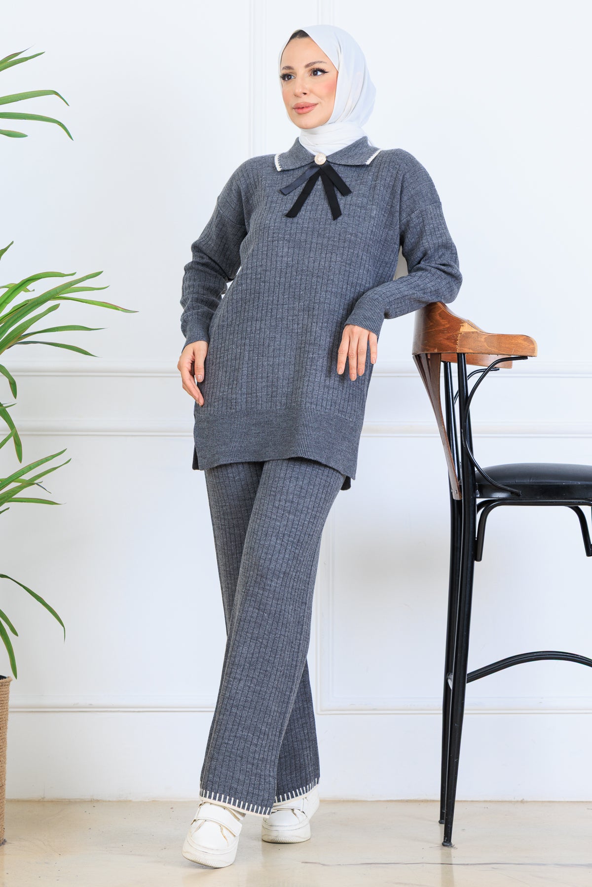 Ribbon Detail Knitwear Set | Grey – NEOMODEST, image 1