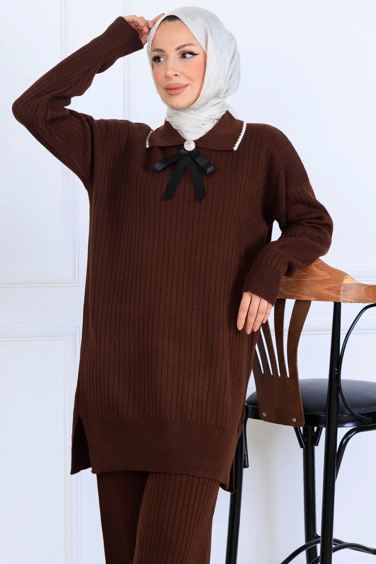 Ribbon Detail Knitwear Set | Brown – NEOMODEST, image 3
