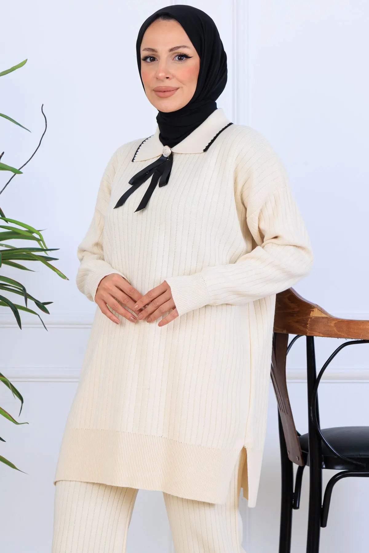 Ribbon Detail Knitwear Set | Beige – NEOMODEST, image 2