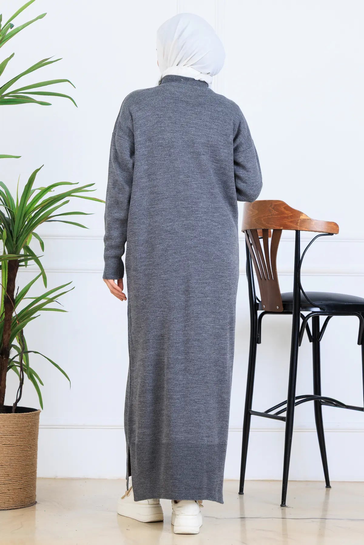 Slit Detailed Knit Dress | Grey – NEOMODEST product image 4