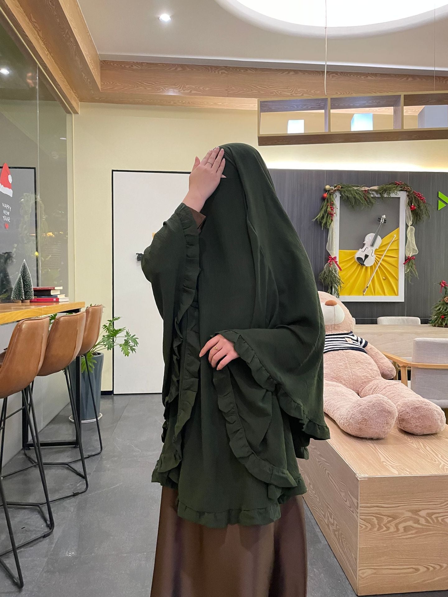 Solid Colour Ruffles Swing Headscarf - Army Green / Free Size - Scarf