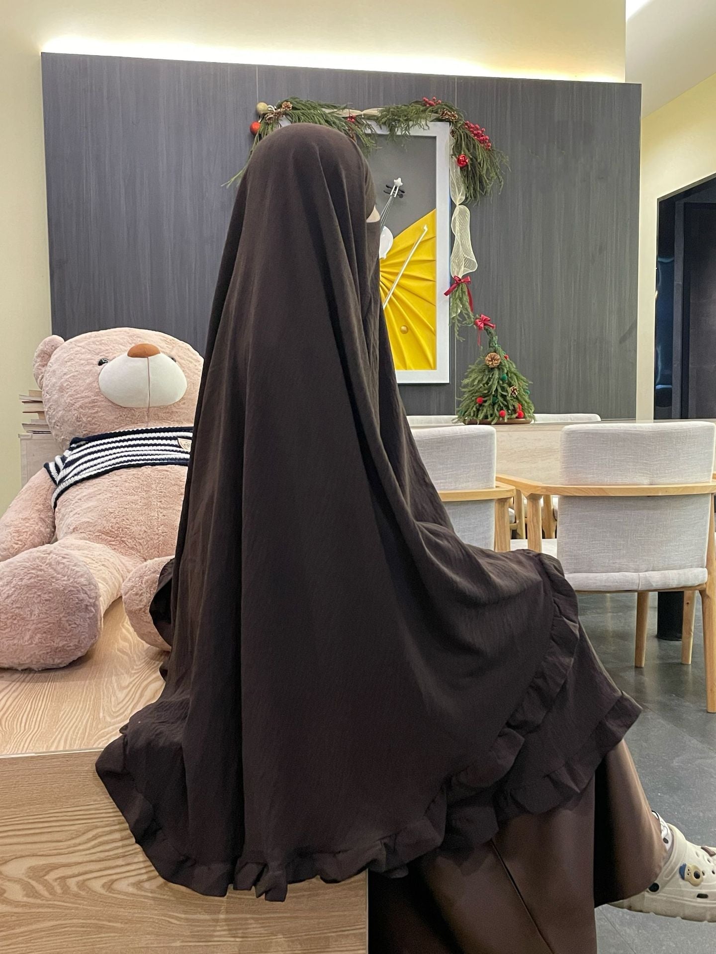 Solid Colour Ruffles Swing Headscarf - Dark Coffee Color / Free Size - Scarf