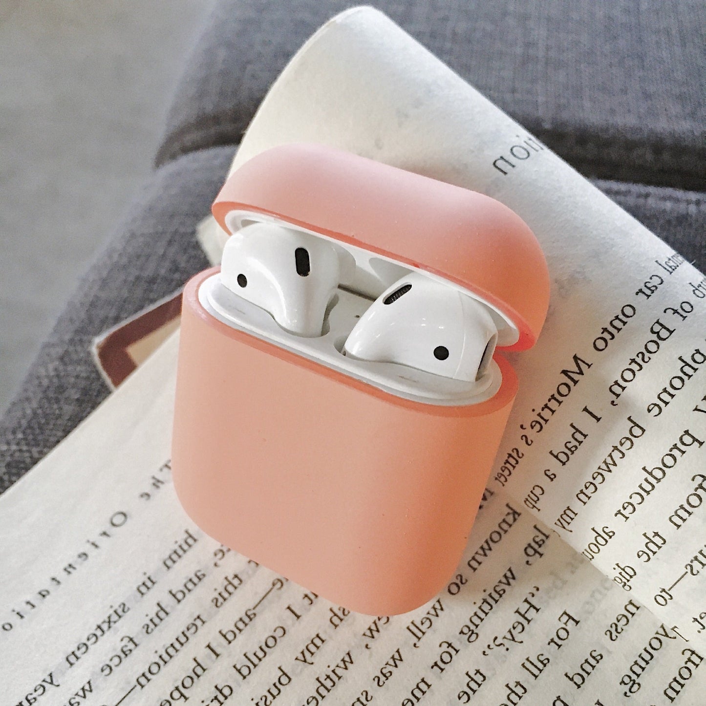Wireless Bluetooth Headset Case Compatible with Apple - Meat pink - Headphone case
