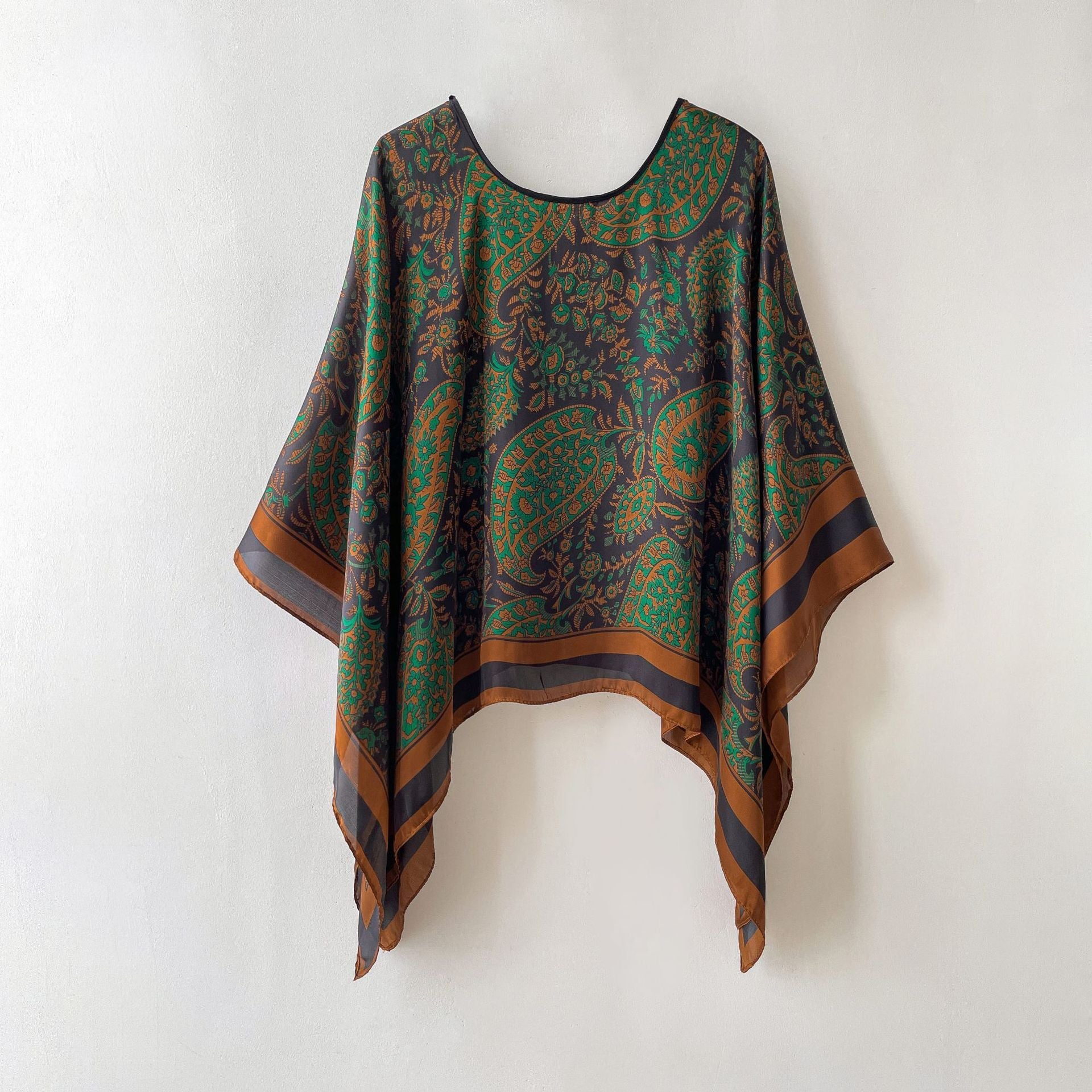 Women’s Pullover Shawl - Brown / 110X110CM - Scarf