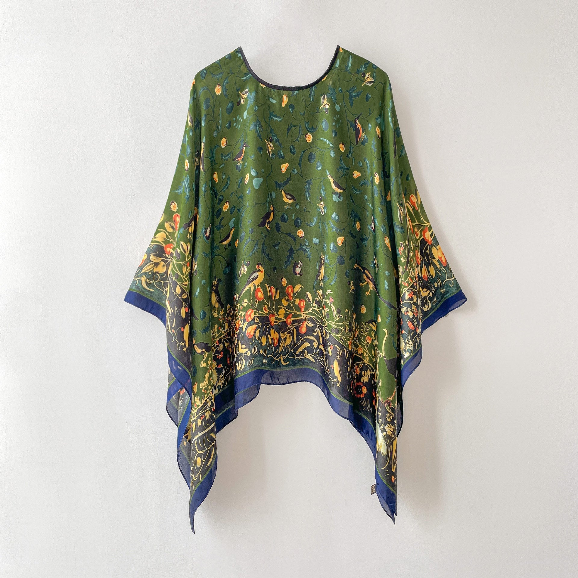 Women’s Pullover Shawl - Green / 110X110CM - Scarf