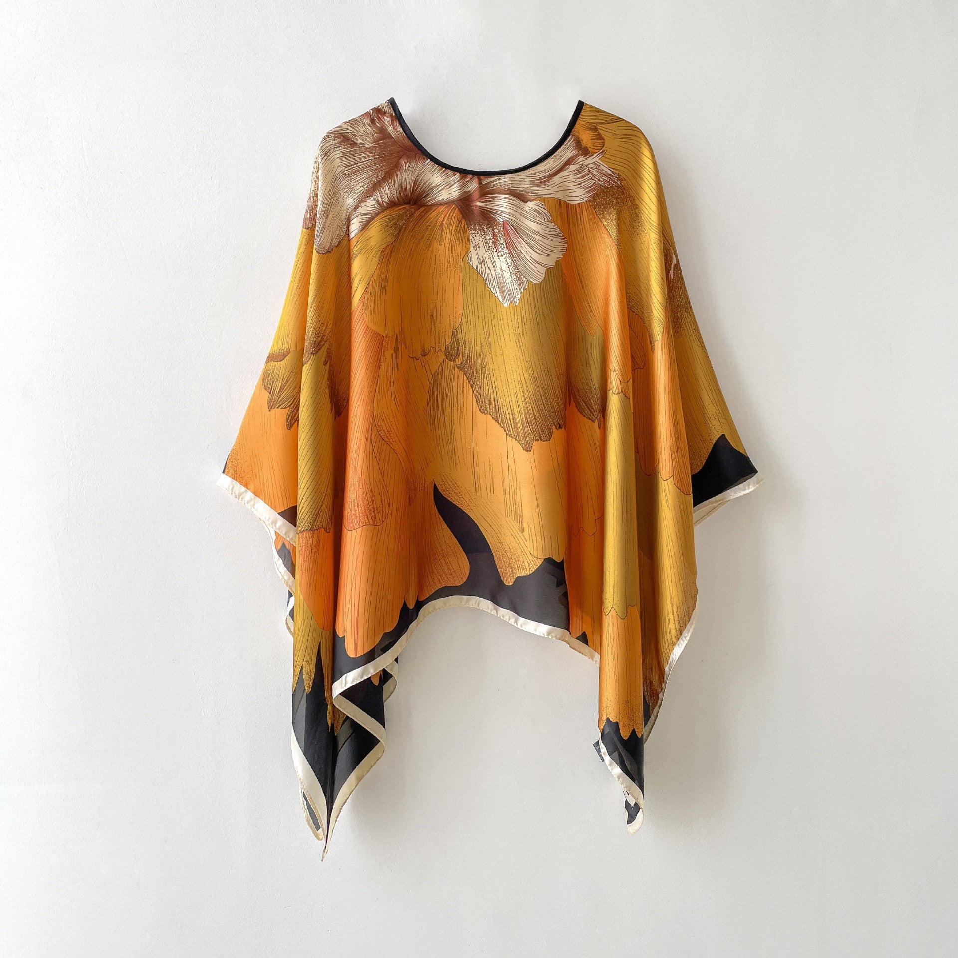 Women’s Pullover Shawl - Orange / 110X110CM - Scarf