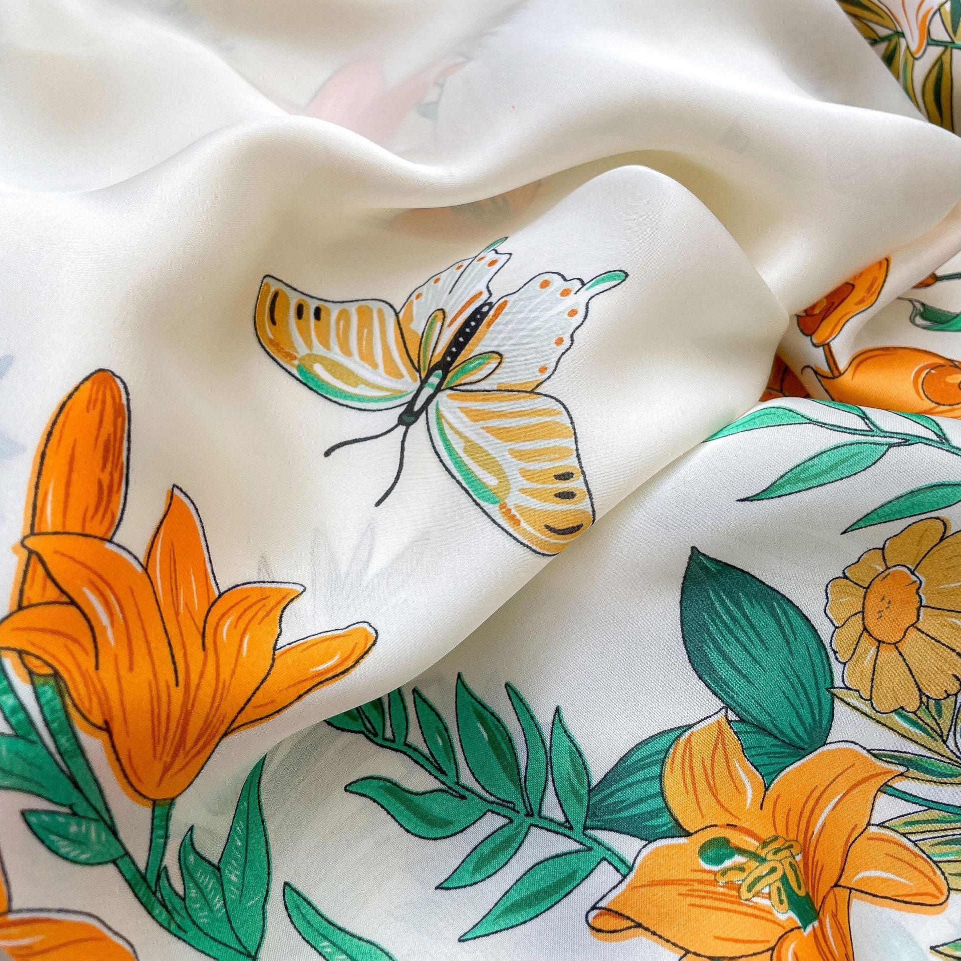 Women’s Pullover Shawl - Scarf