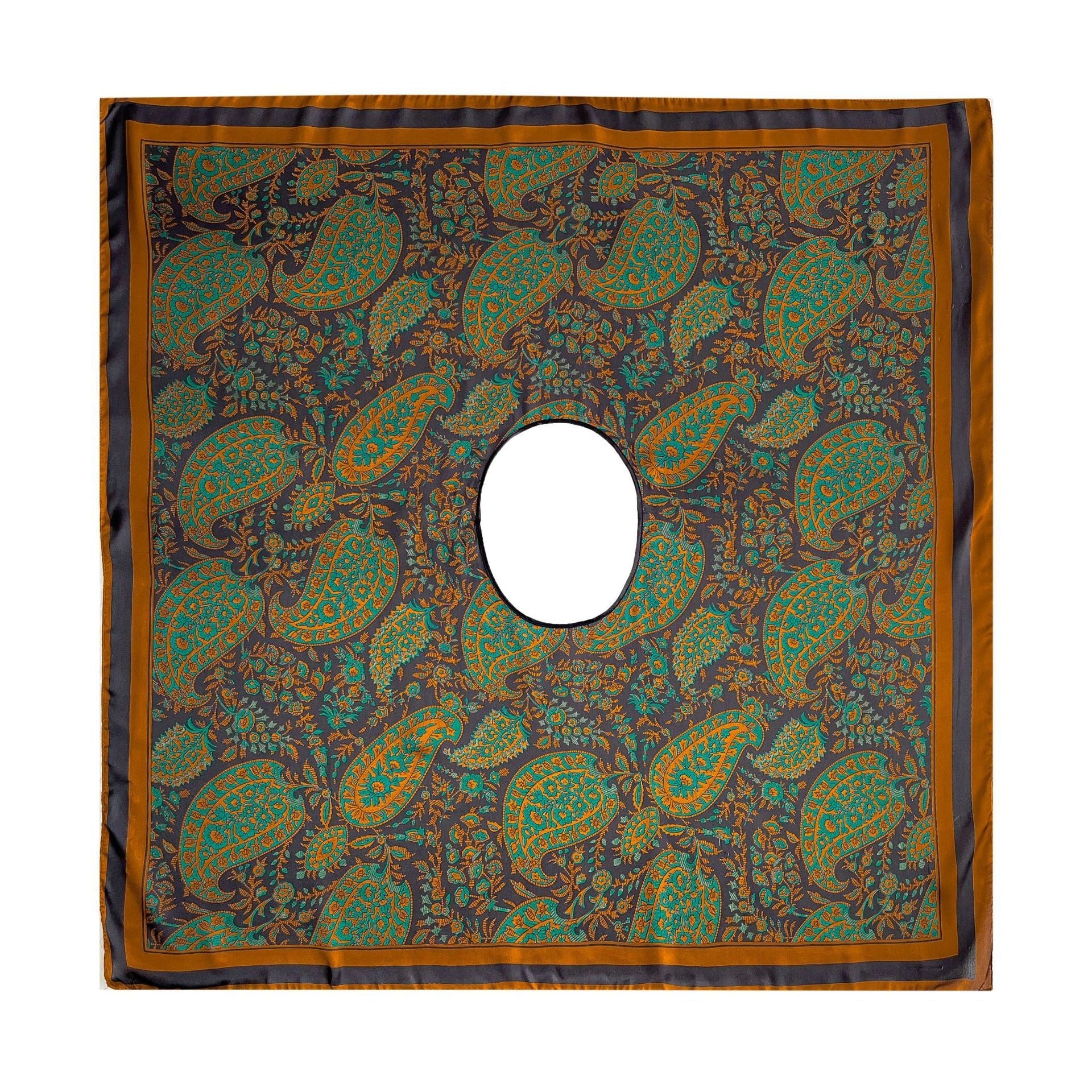 Women’s Pullover Shawl - Scarf