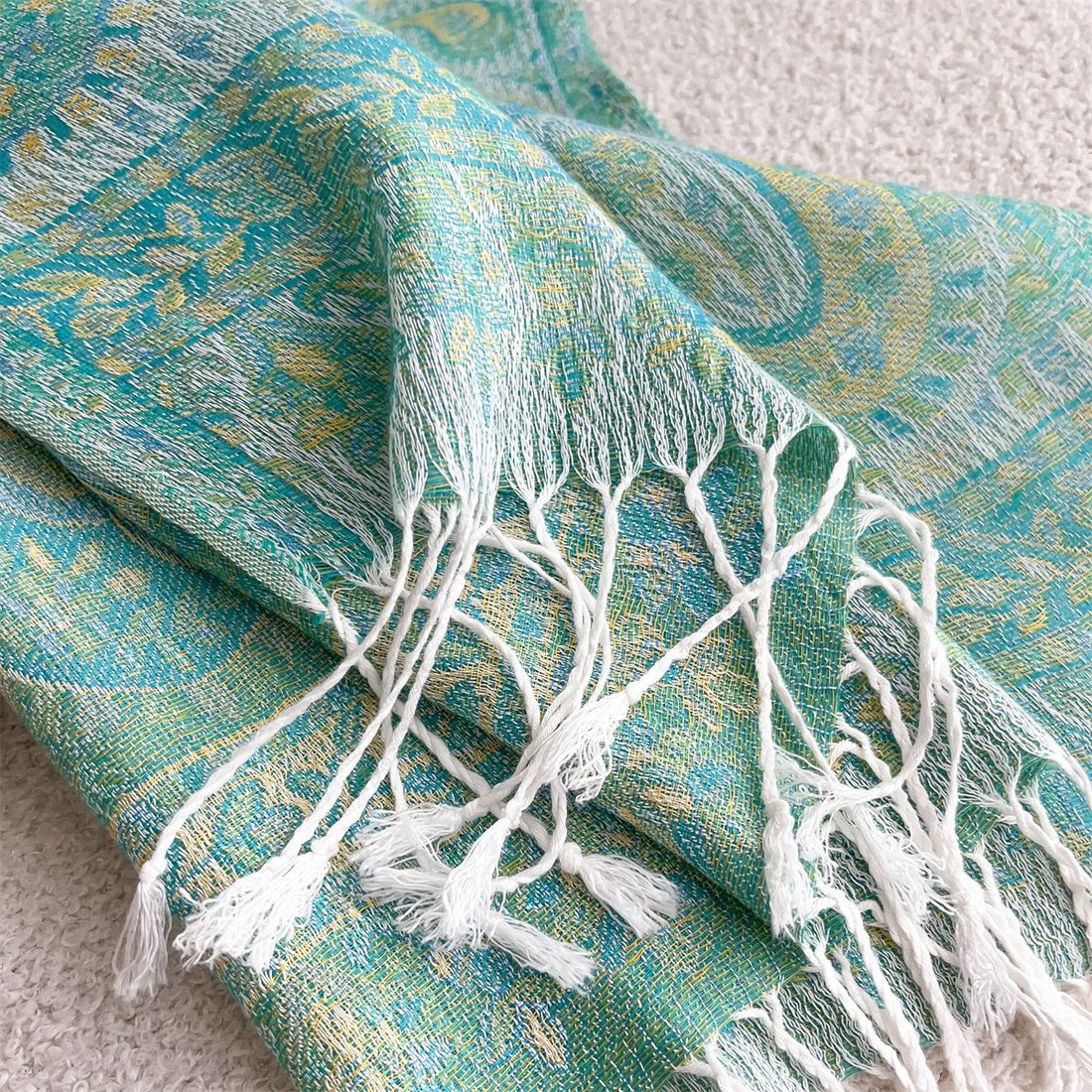 How to Build a Capsule Wardrobe with Premium Modest Clothing Essentials