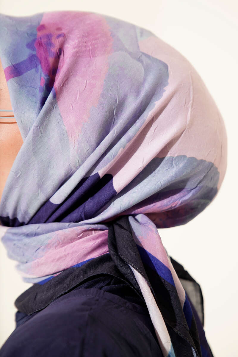Floral Bamboo Crash Scarf – Purple | neomodest