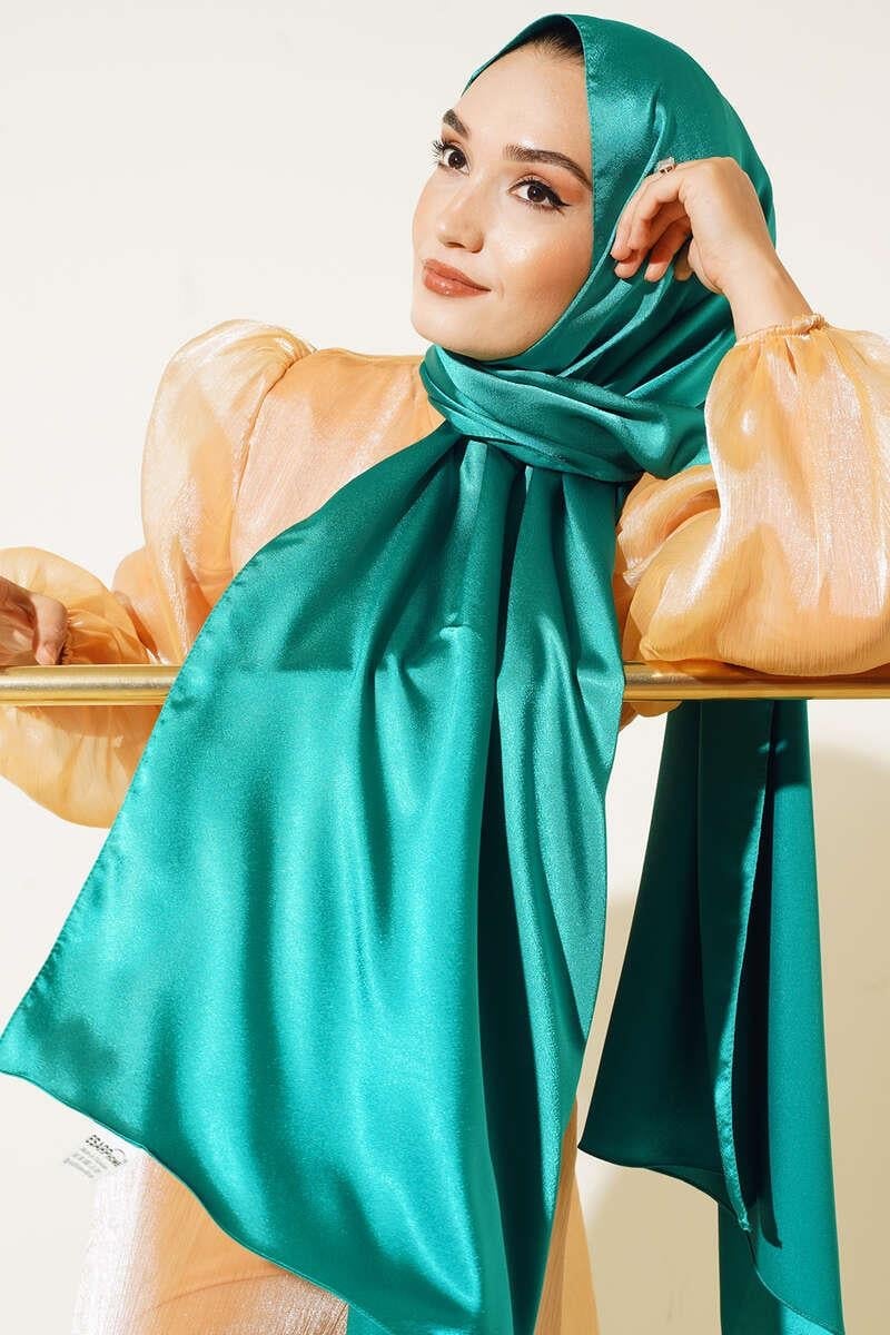 Diamond Weave Evening Shawl – Benetton Green
