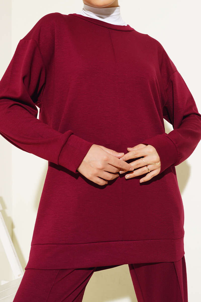Modest Two-Pieces Sports Set in Burgundy