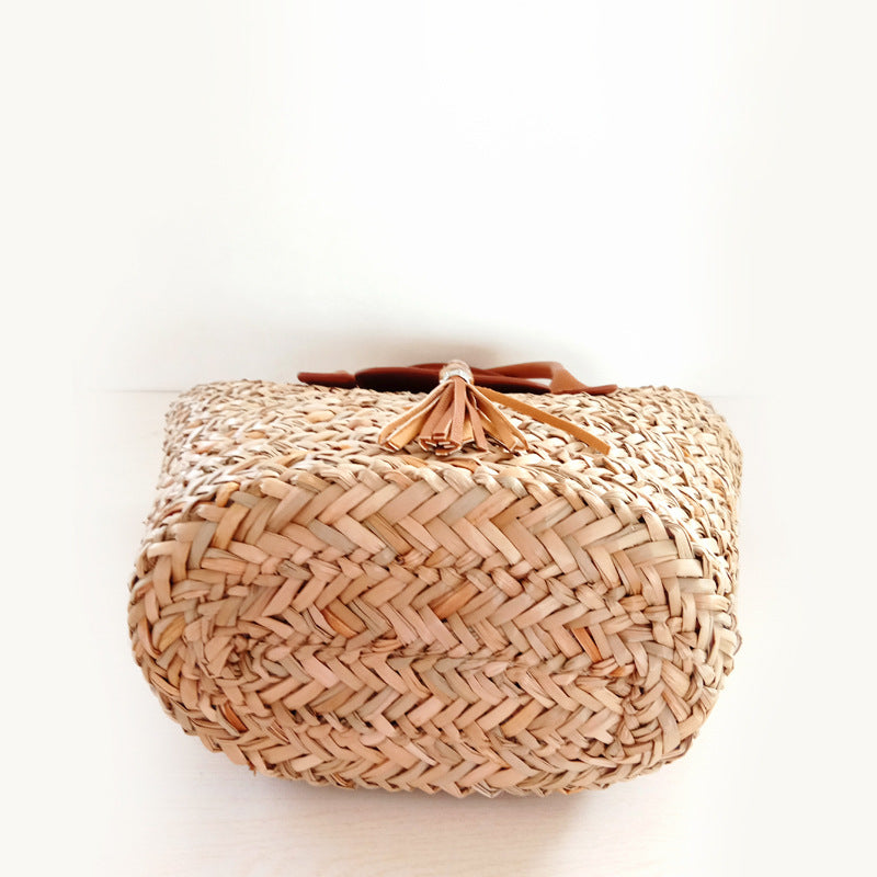 Handwoven Straw Beach Bag – Tassel Bucket Handbag