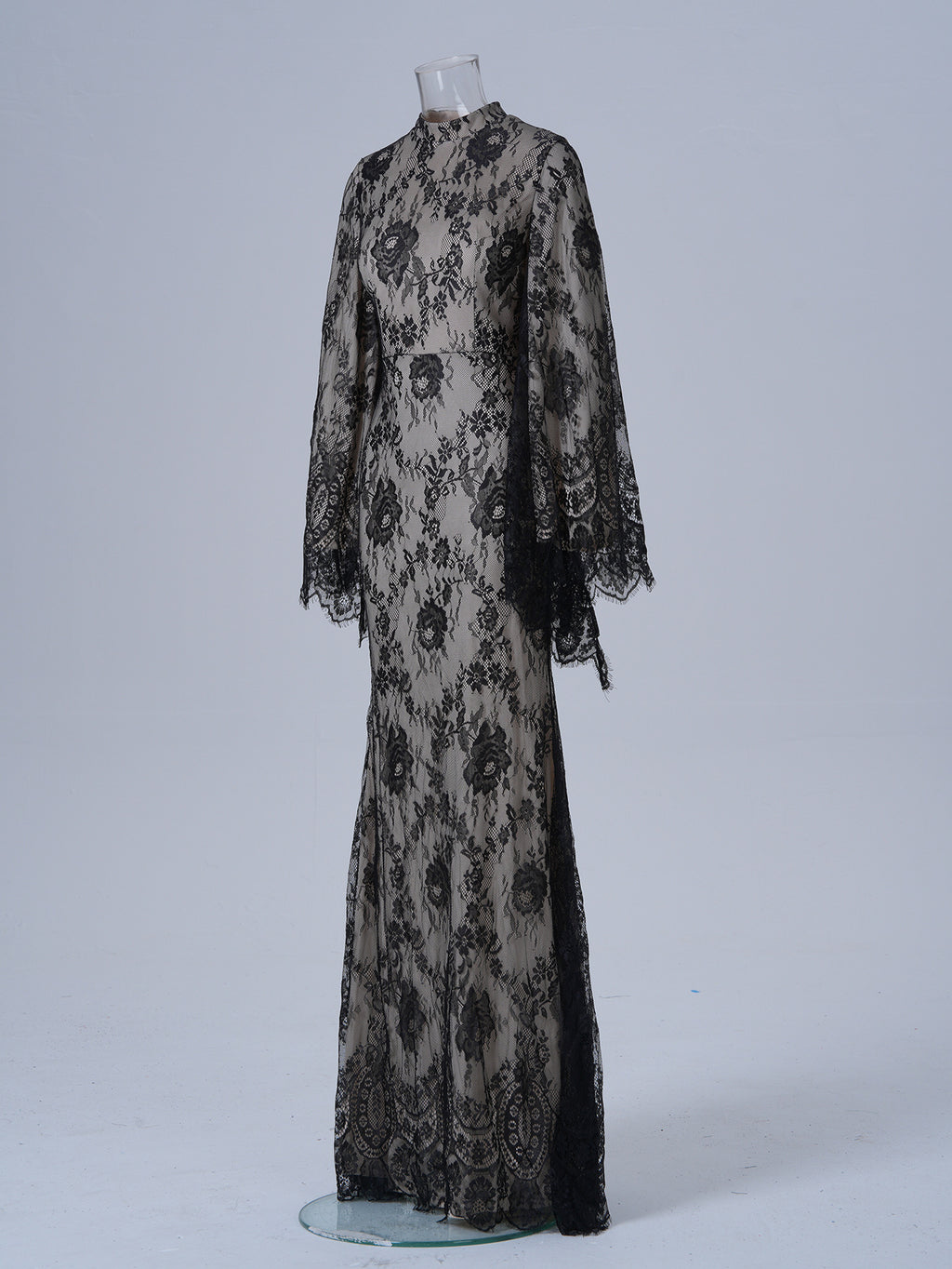 Elegant Lace Bodycon Dress with Long Sleeves