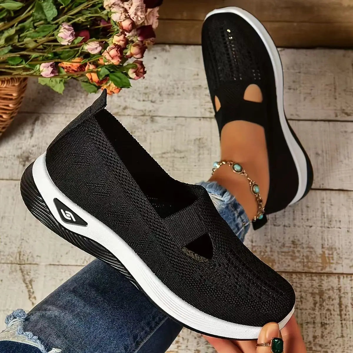 Women’s Walking Shoes Soft Bottom Casual Mesh Shoes