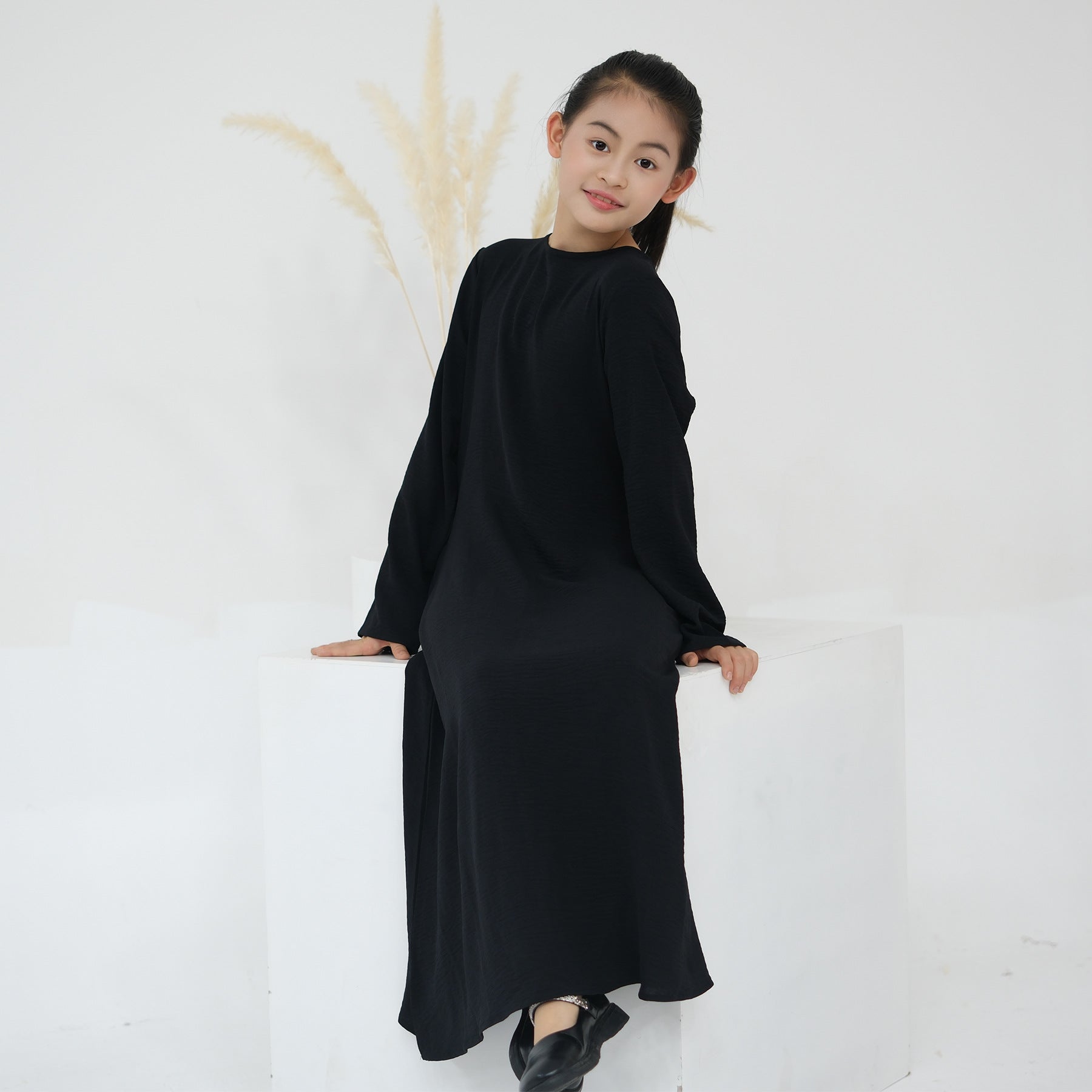 Children's Embroidered Tassel Abaya