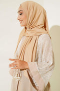 Plain Combed Shawl – Latte & Purple | Premium Modest Fashion | Neomodest