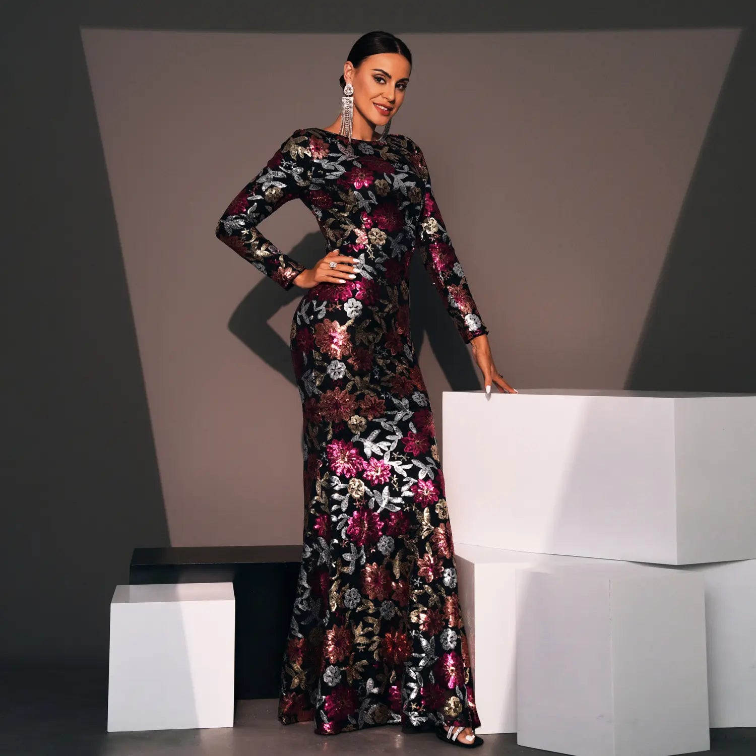 Evening Gown Long Sleeve Crew Neck Sequined Bridesmaid Dress
