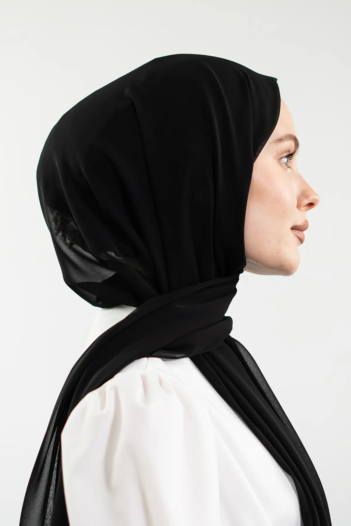 Classic Chiffon Black Hijab| NEOMODEST