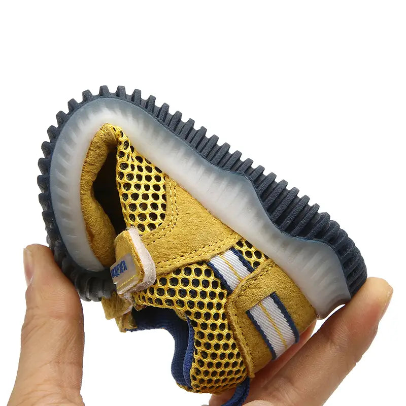 Children’s Breathable Mesh Sports Shoes