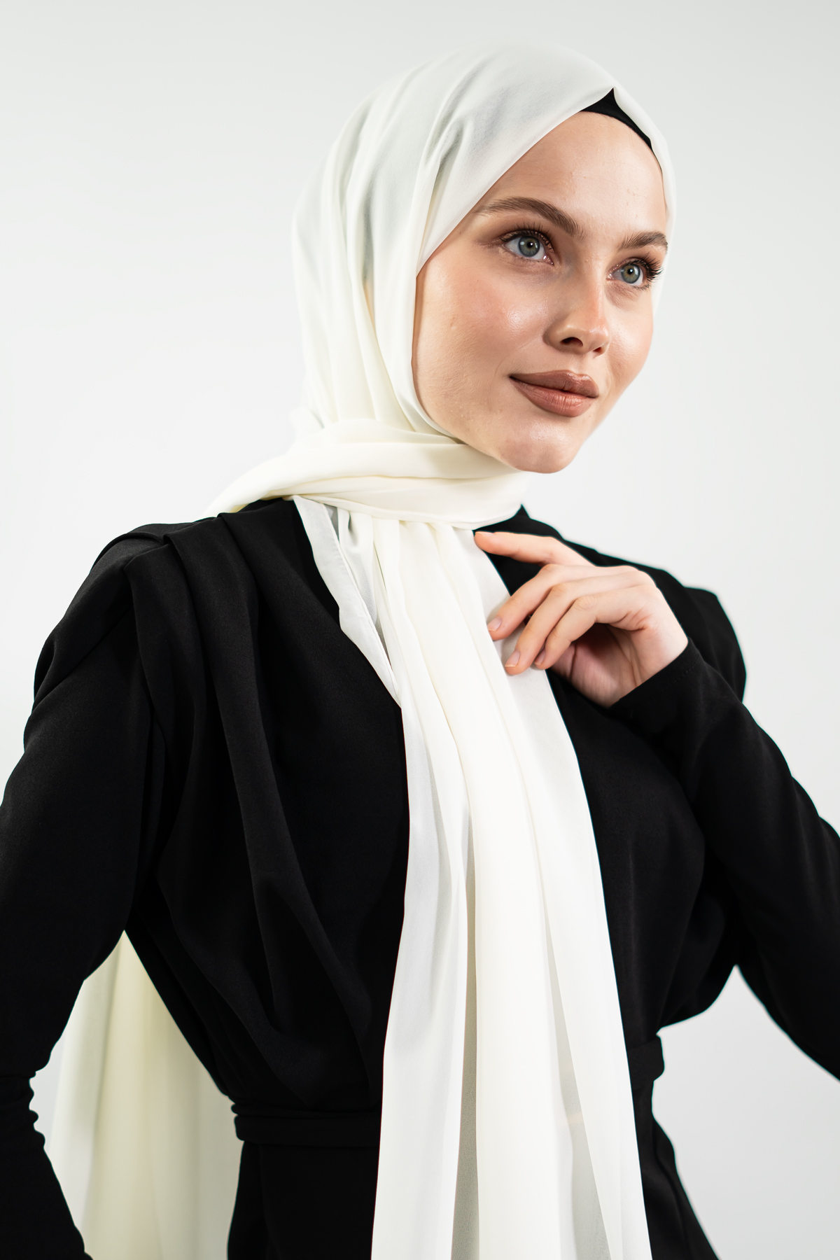 Chiffon Ecru Hijab|NEOMODEST