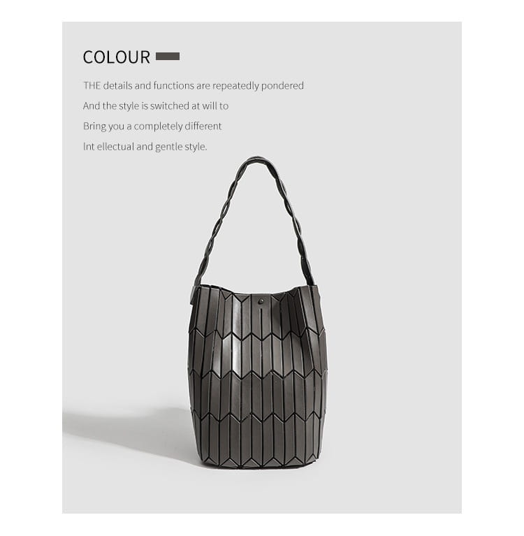 Geometric Rhombus Colour Matching Shoulder Bag