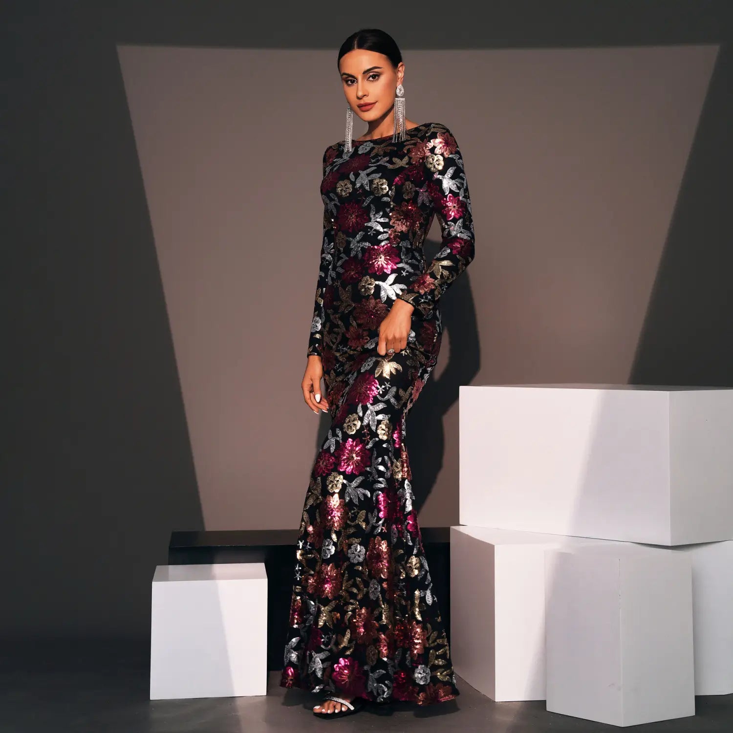 Evening Gown Long Sleeve Crew Neck Sequined Bridesmaid Dress