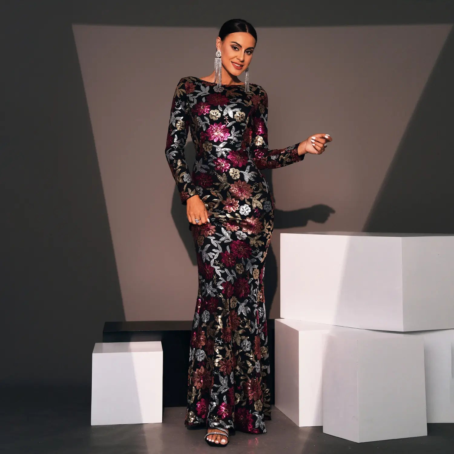 Evening Gown Long Sleeve Crew Neck Sequined Bridesmaid Dress