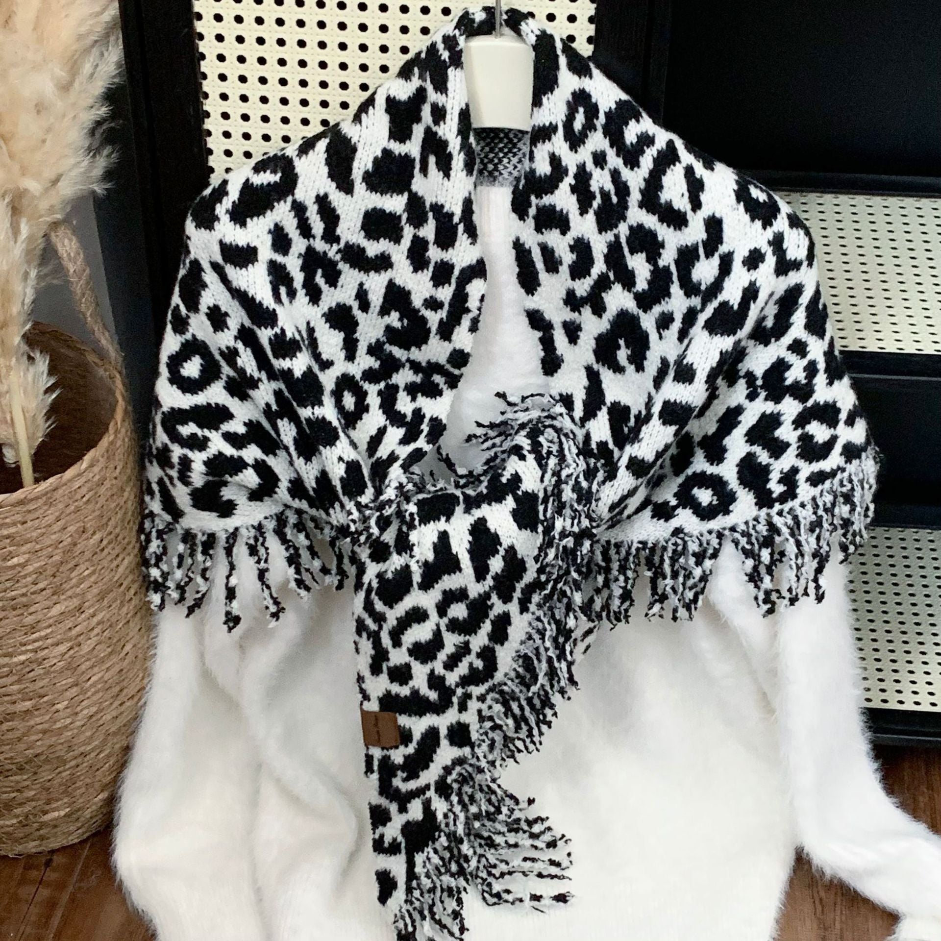 Women's Leopard Print Fringe Scarf