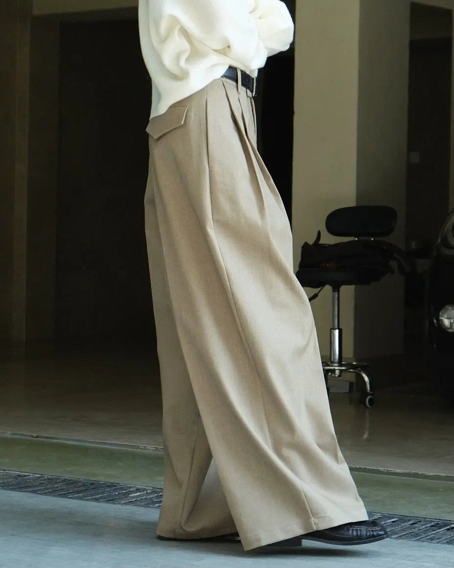 Women’sCasual Style Three-dimensional Pleated Suit Pants