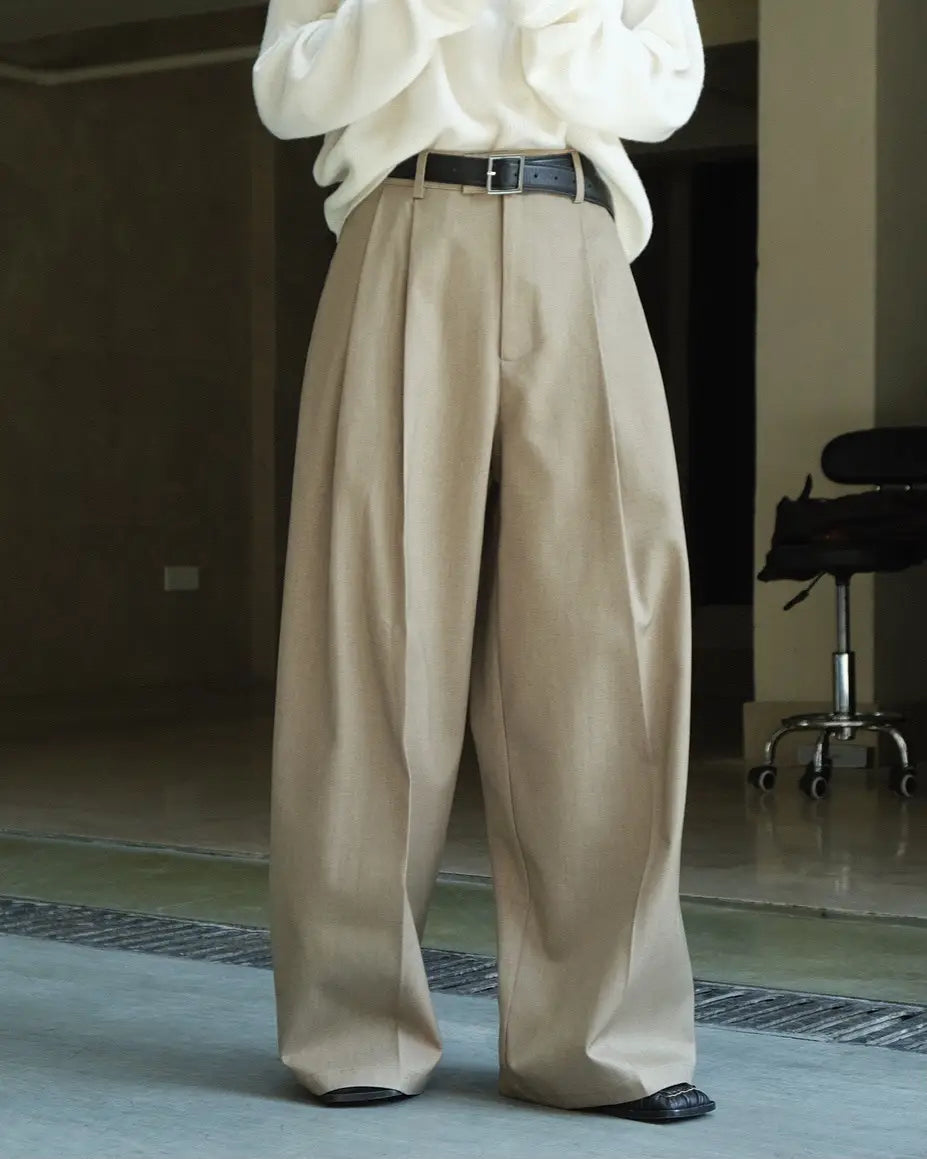 Women’sCasual Style Three-dimensional Pleated Suit Pants