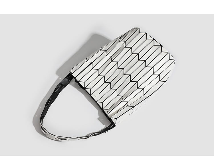 Geometric Rhombus Colour Matching Shoulder Bag