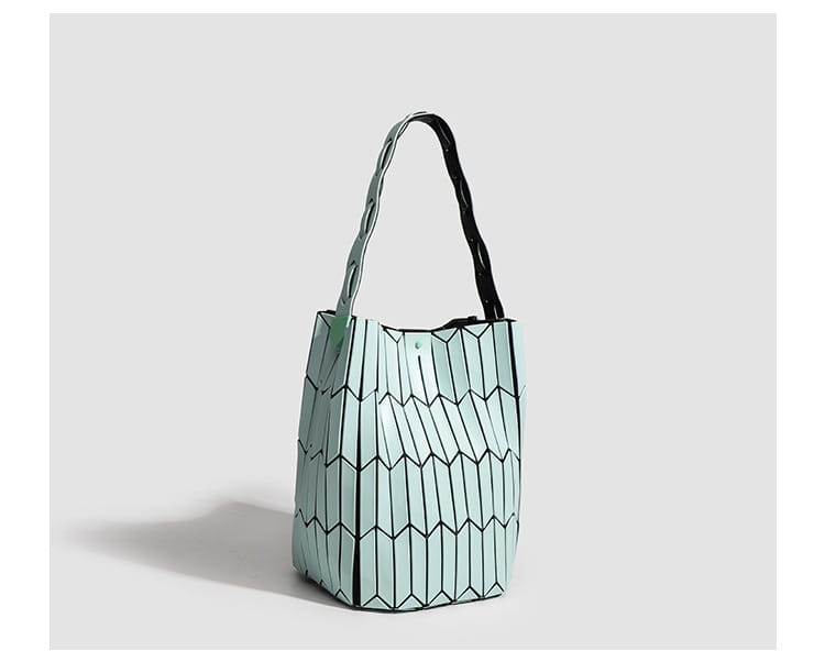 Geometric Rhombus Colour Matching Shoulder Bag