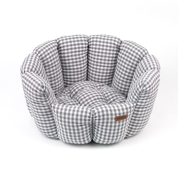 Classic Plaid Pet Bed - All Season Comfort